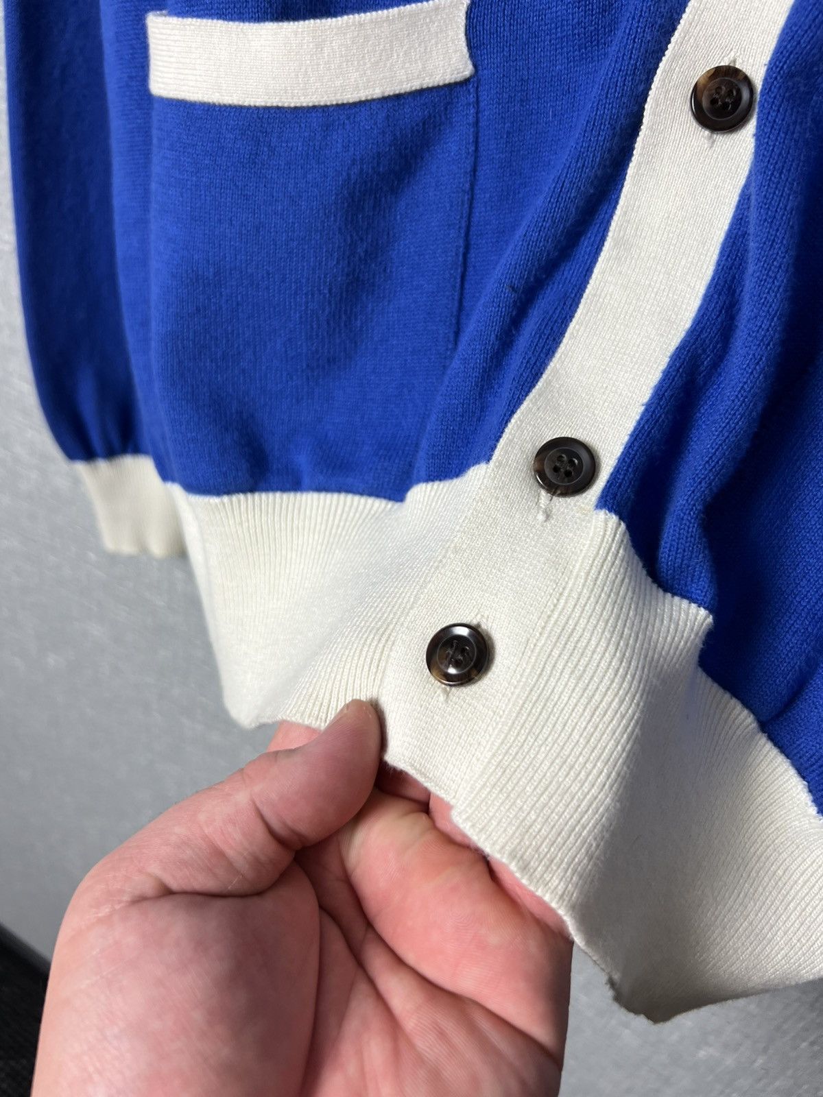 Maison Kitsune Maison Kitsune Button Cardigan Sweater Embroidered Fox Logo Size US L / EU 52-54 / 3 - 8 Thumbnail
