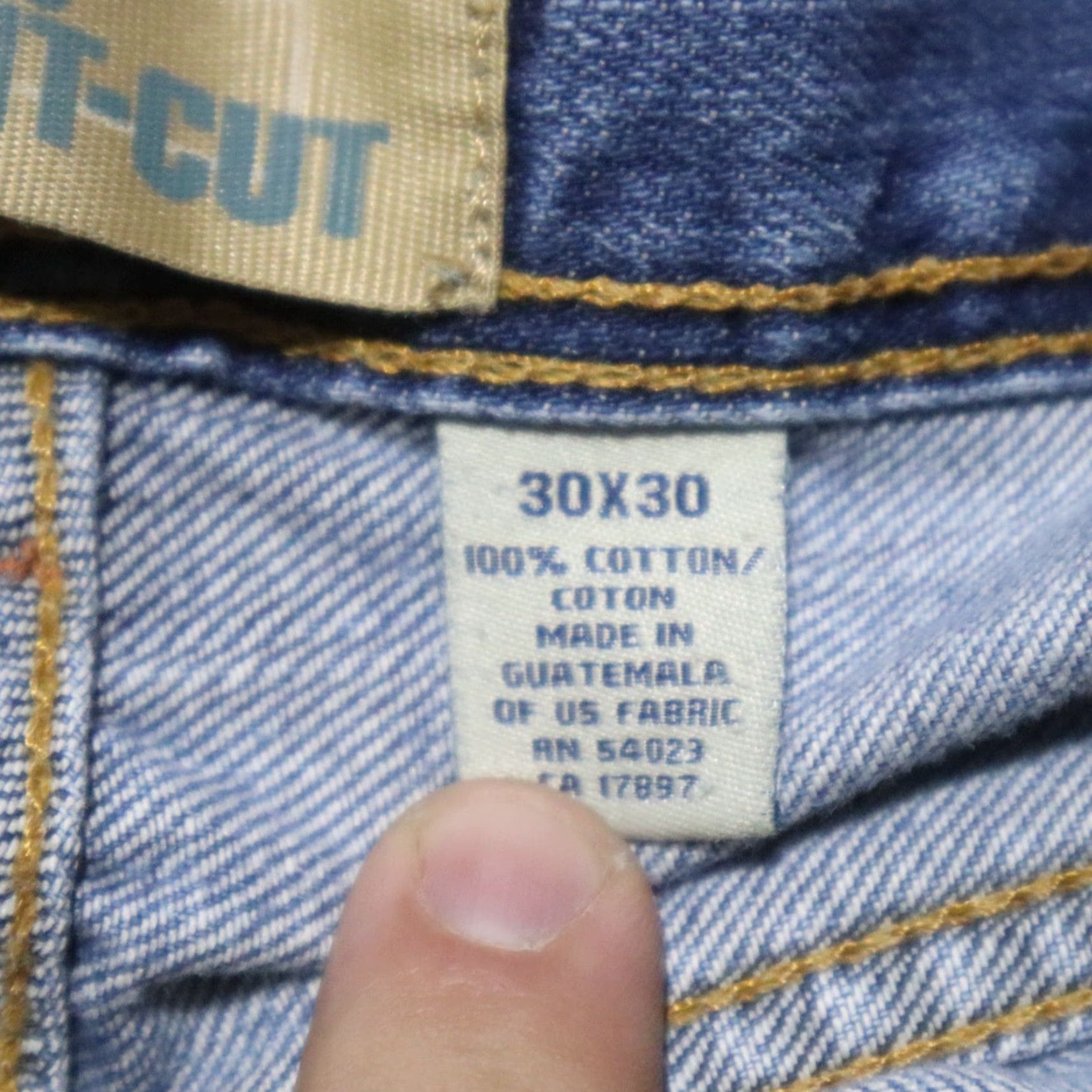 Old Navy Old Navy Jeans Pants Shirt Adult Men 30x30 Blue Cotton Straight 30 30 Inseam 30 Regular 30 In Regular Mens Classic Pockets Pants Size US 30 / EU 46 - 3 Thumbnail