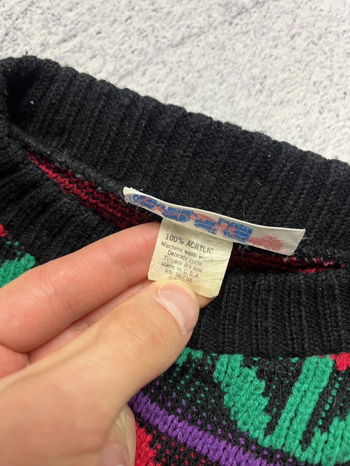 Vintage Vintage All Over Pattern “Ducks & Flowers” Knit Sweater Size US S / EU 44-46 / 1 - 9 Thumbnail
