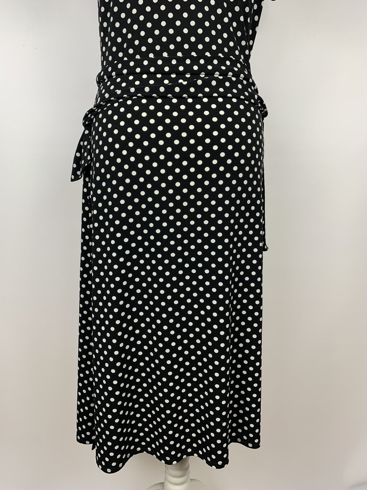 Laura Ashley Laura Ashley Polka Dot Maxi Dress Top Belted Women's Size M Size M / US 6-8 / IT 42-44 - 12 Thumbnail
