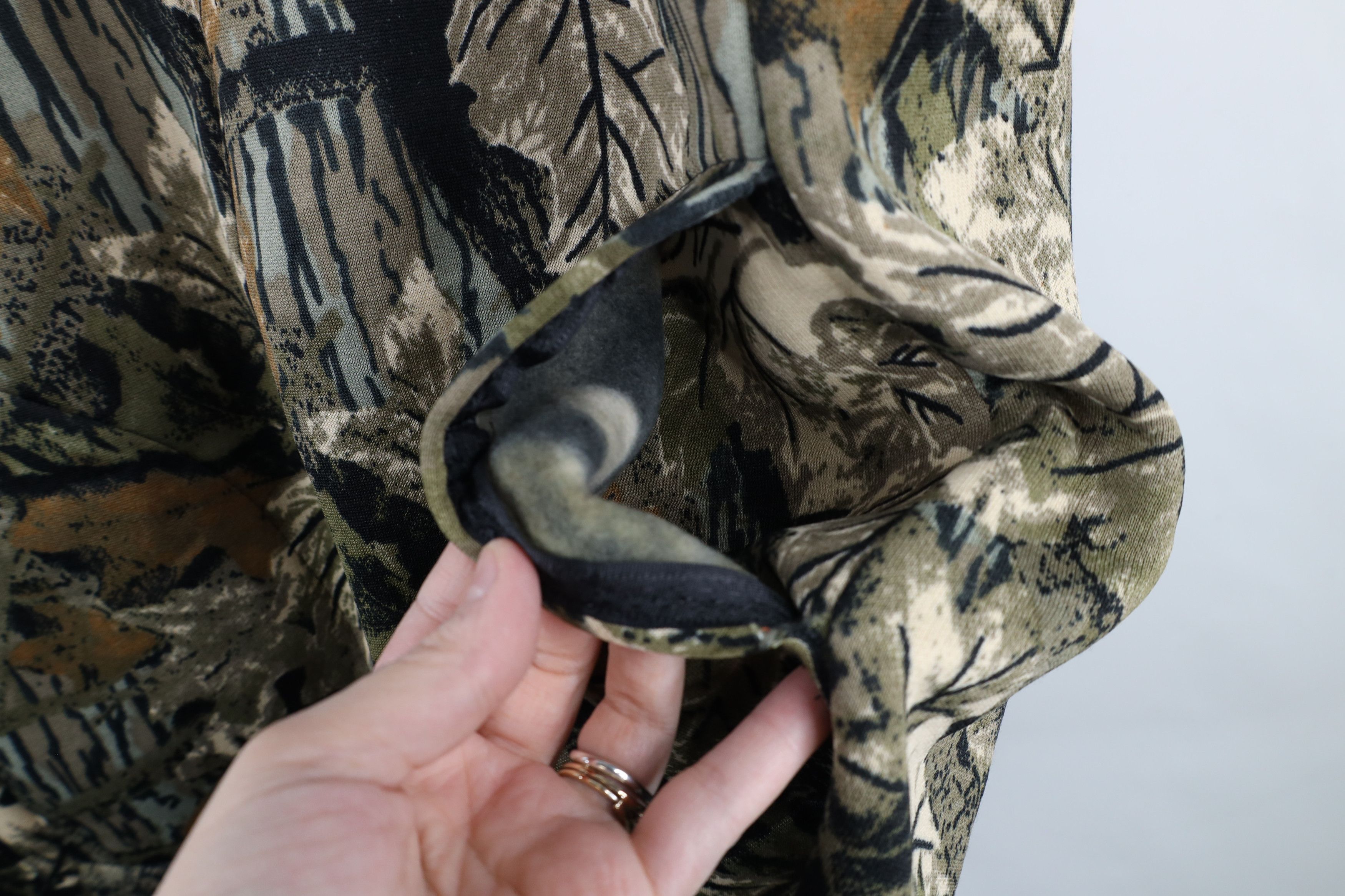 Vintage Vintage 90s Streetwear Camouflage Full Zip Vest Jacket Size US XXL / EU 58 / 5 - 7 Thumbnail