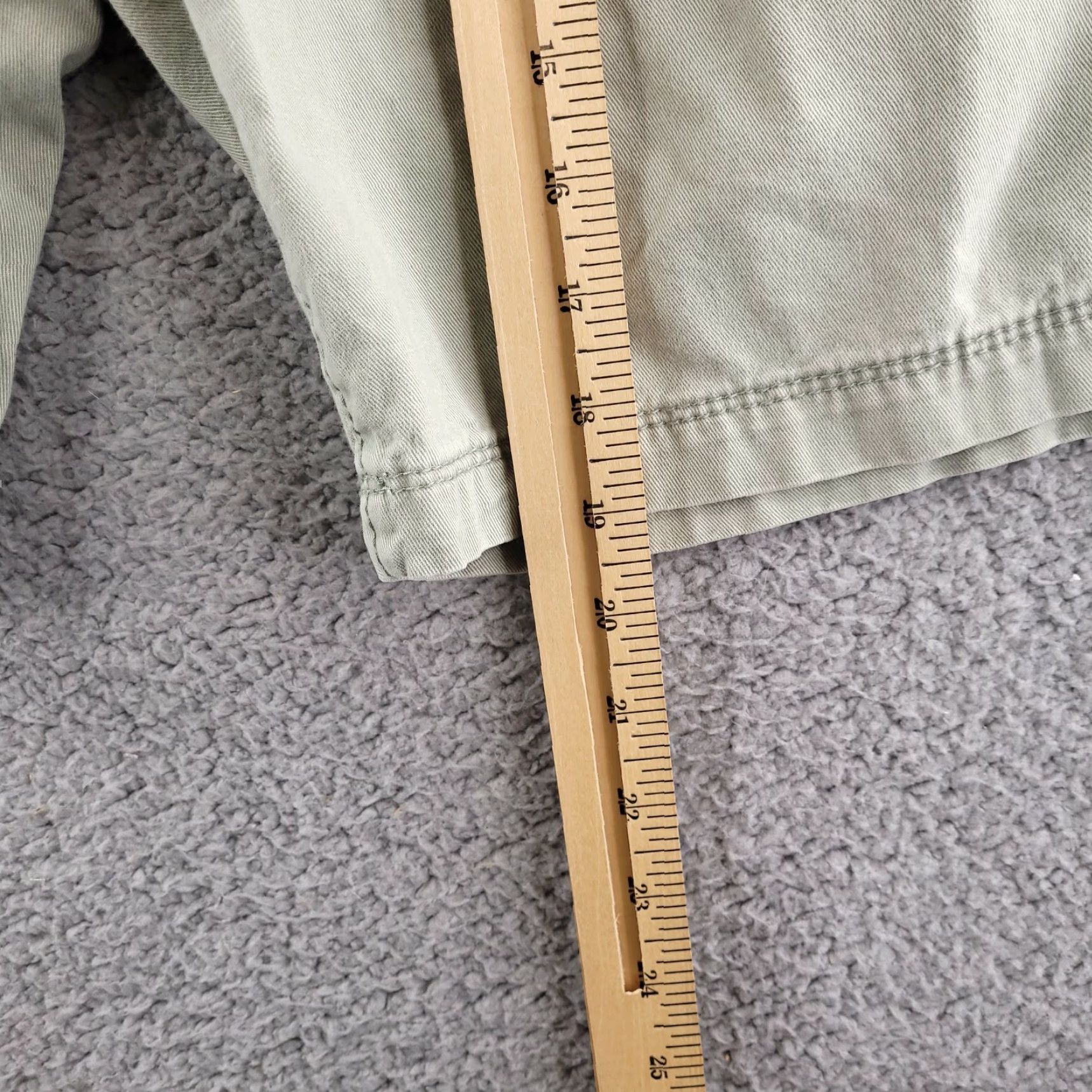 American Eagle Outfitters American Eagle Outfitters Slim Chino Shorts Mens 33 Mint Green Flat Front Casual Preppy Size US 33 - 8 Thumbnail