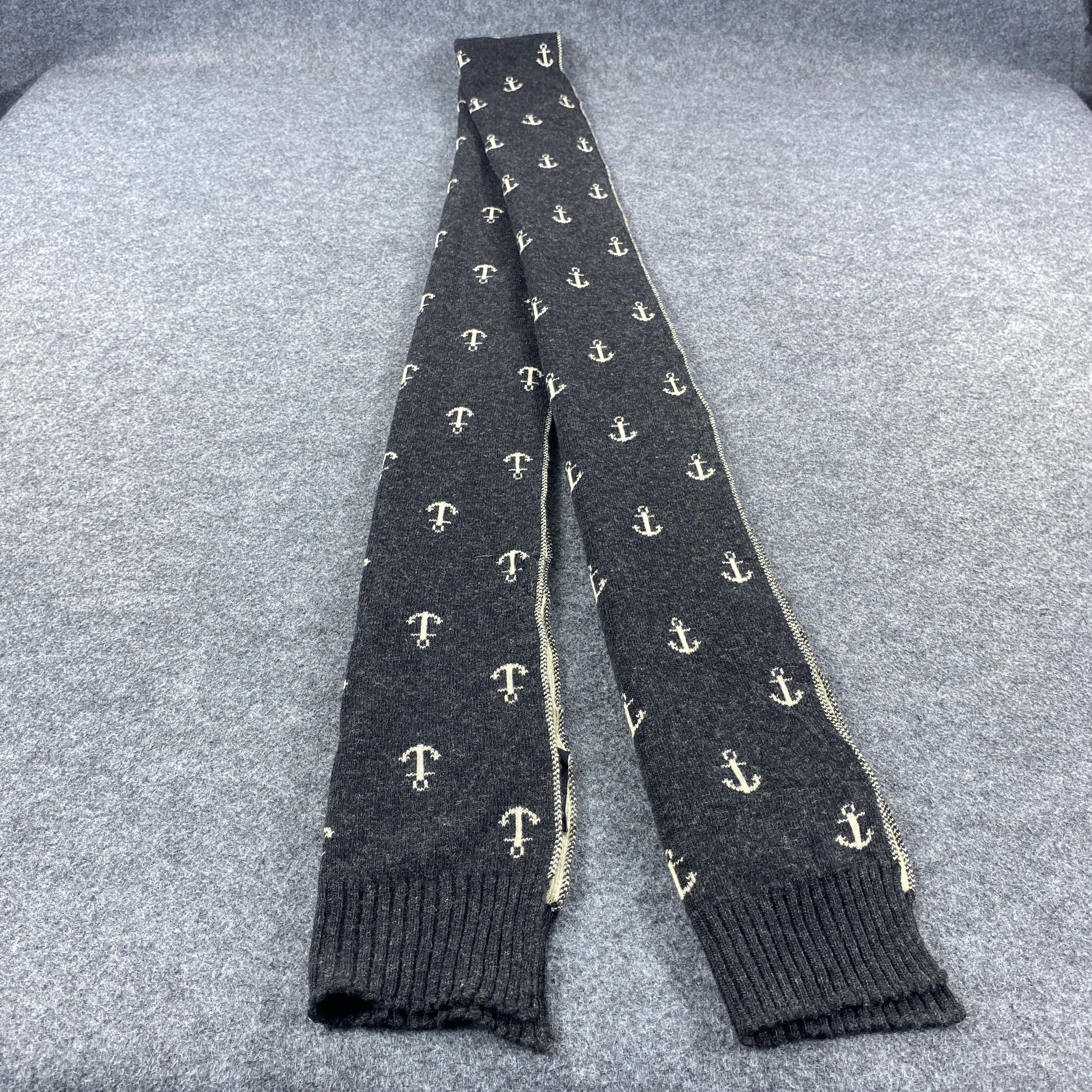 Dolce & Gabbana GF10496 Dolce & Gabbana Scarf Neck Wear Muffler Size ONE SIZE - 1 Thumbnail