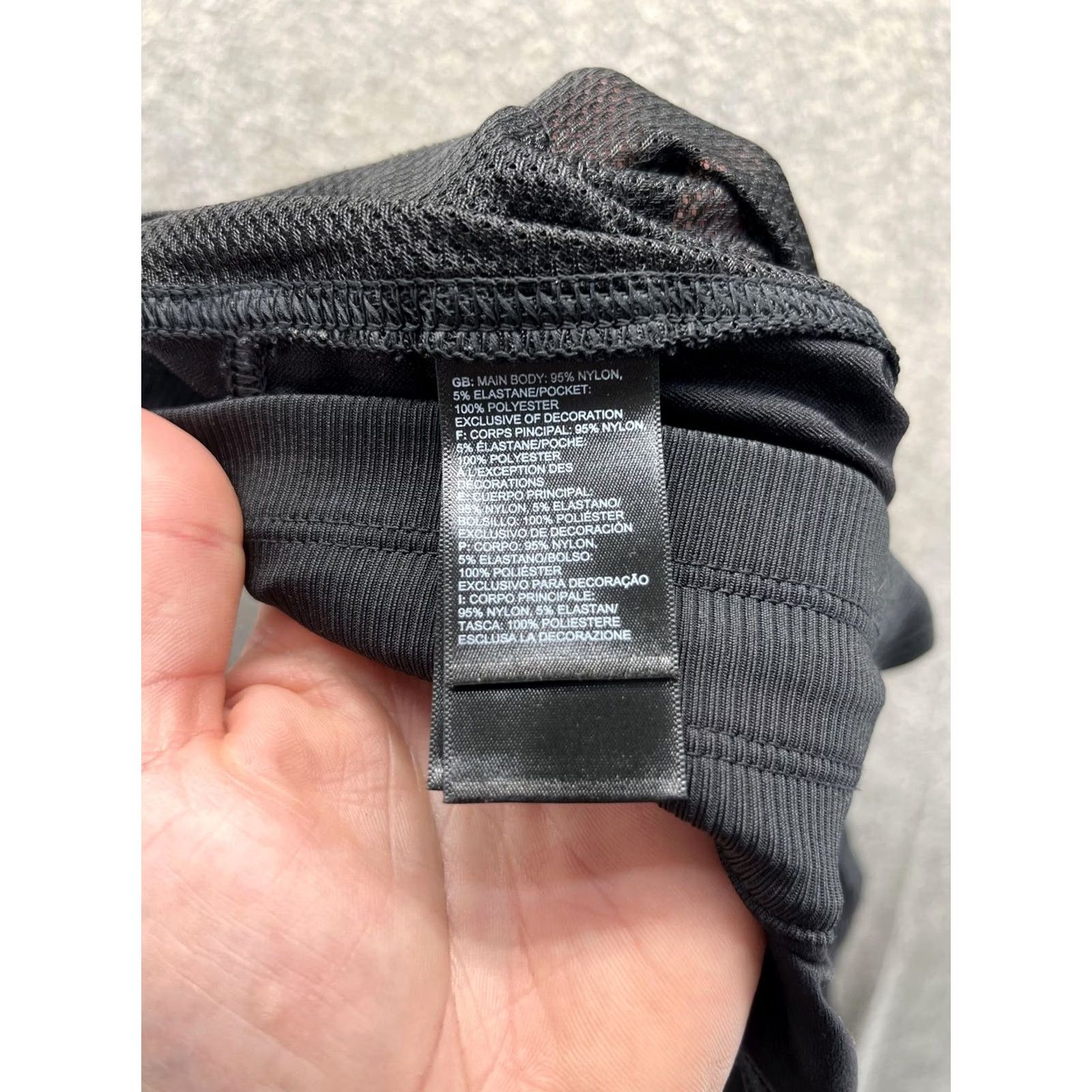 The North Face VINTAGE The North Face Sweatpants Womens M Black Stretch Hiking Aphrodite Trail Size 32" / US 10 / IT 46 - 4 Thumbnail
