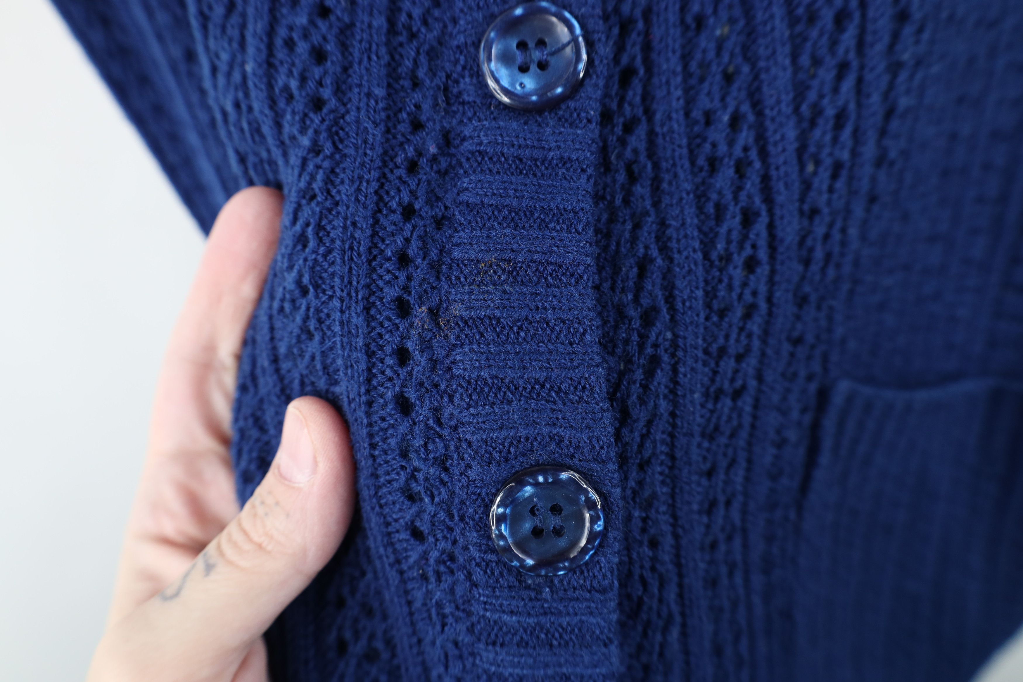 Vintage Vintage 70s Streetwear Crochet Cardigan Sweater Vest Blue Size L / US 10 / IT 46 - 4 Thumbnail