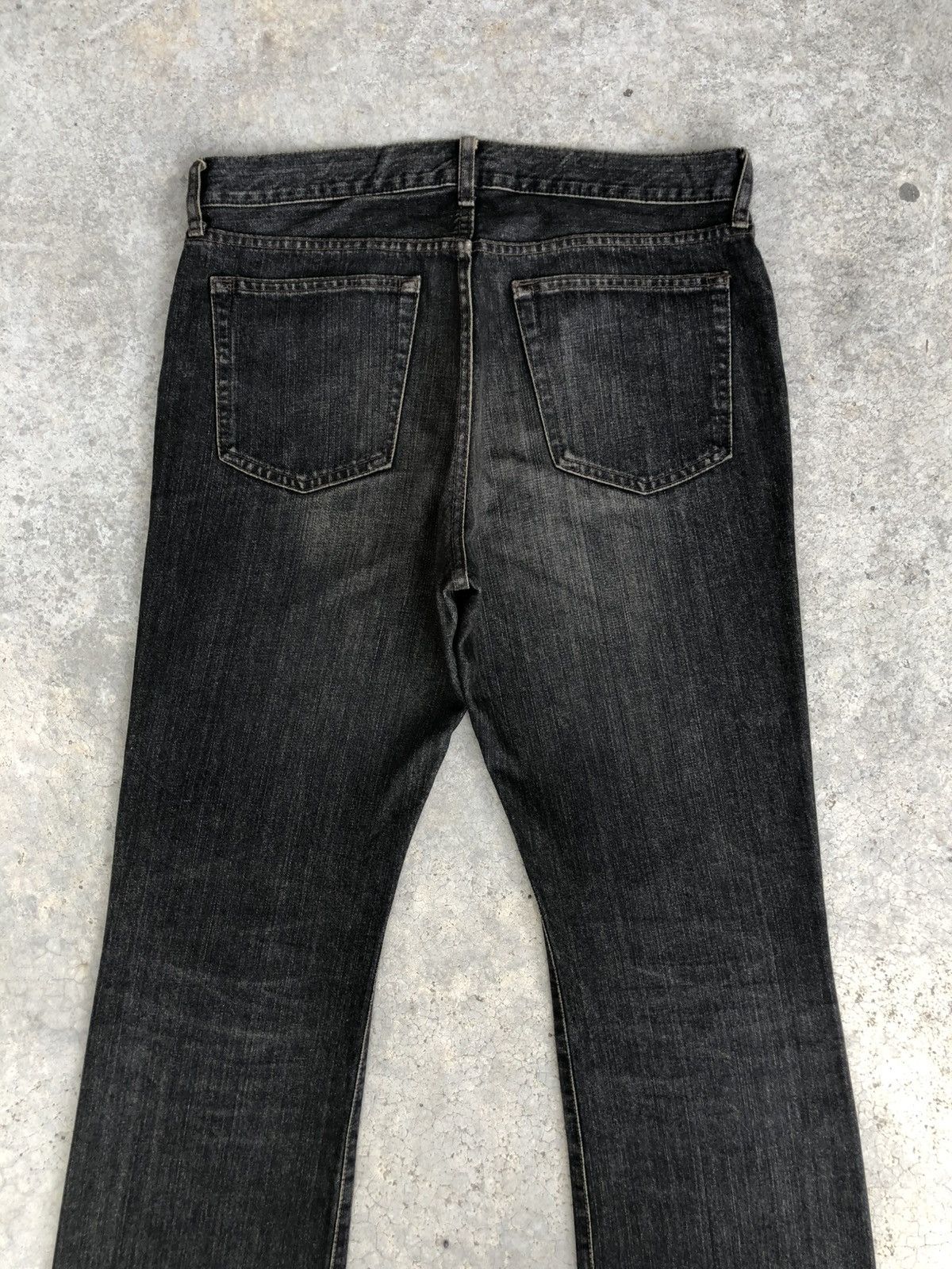 If Six Was Nine Flared Uniqlo Jeans Distressed Jeans Size US 33 - 8 Thumbnail