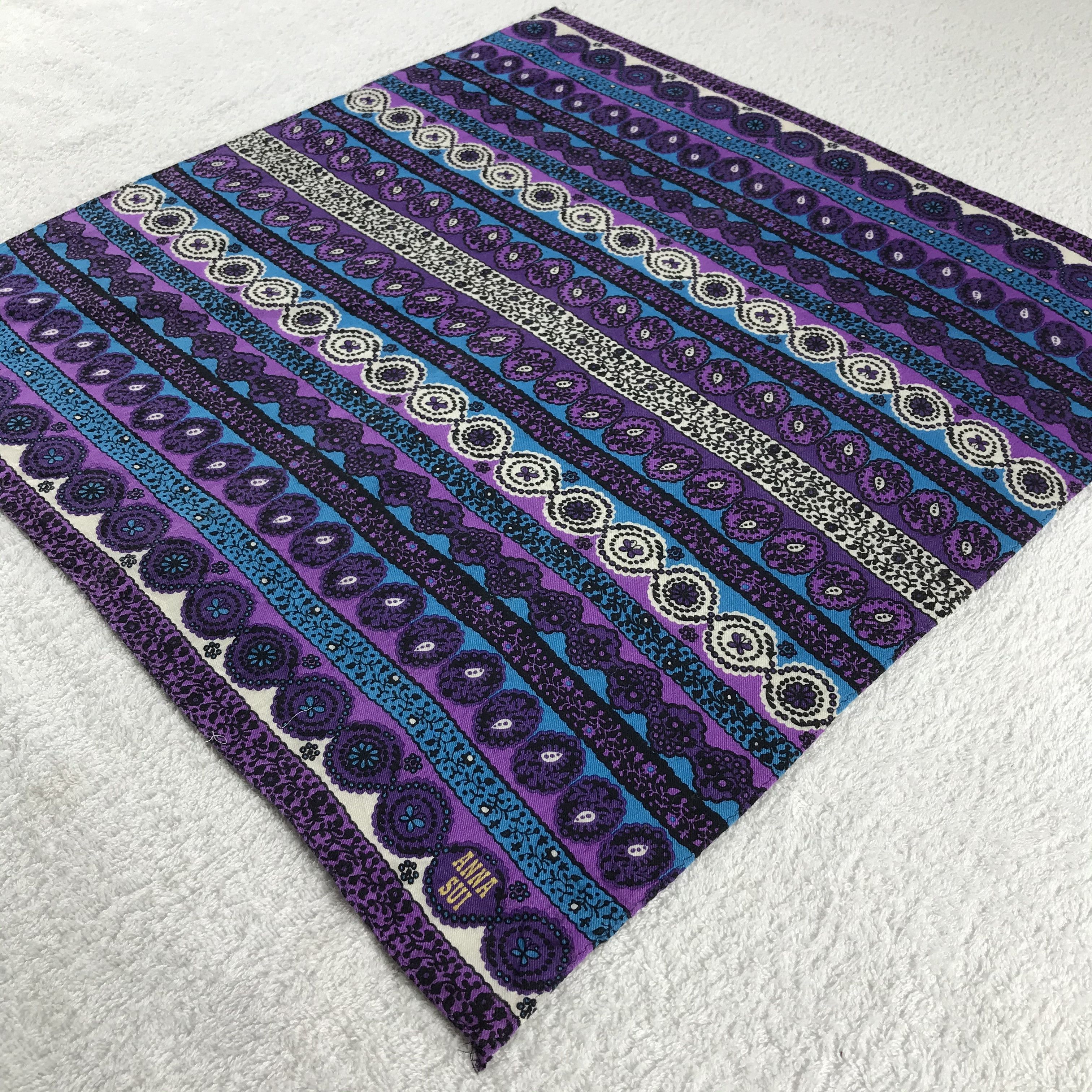 Anna Sui × Vintage Anna Sui Bandana / Handkerchief / Neckerchief - S049 Size ONE SIZE - 2 Thumbnail