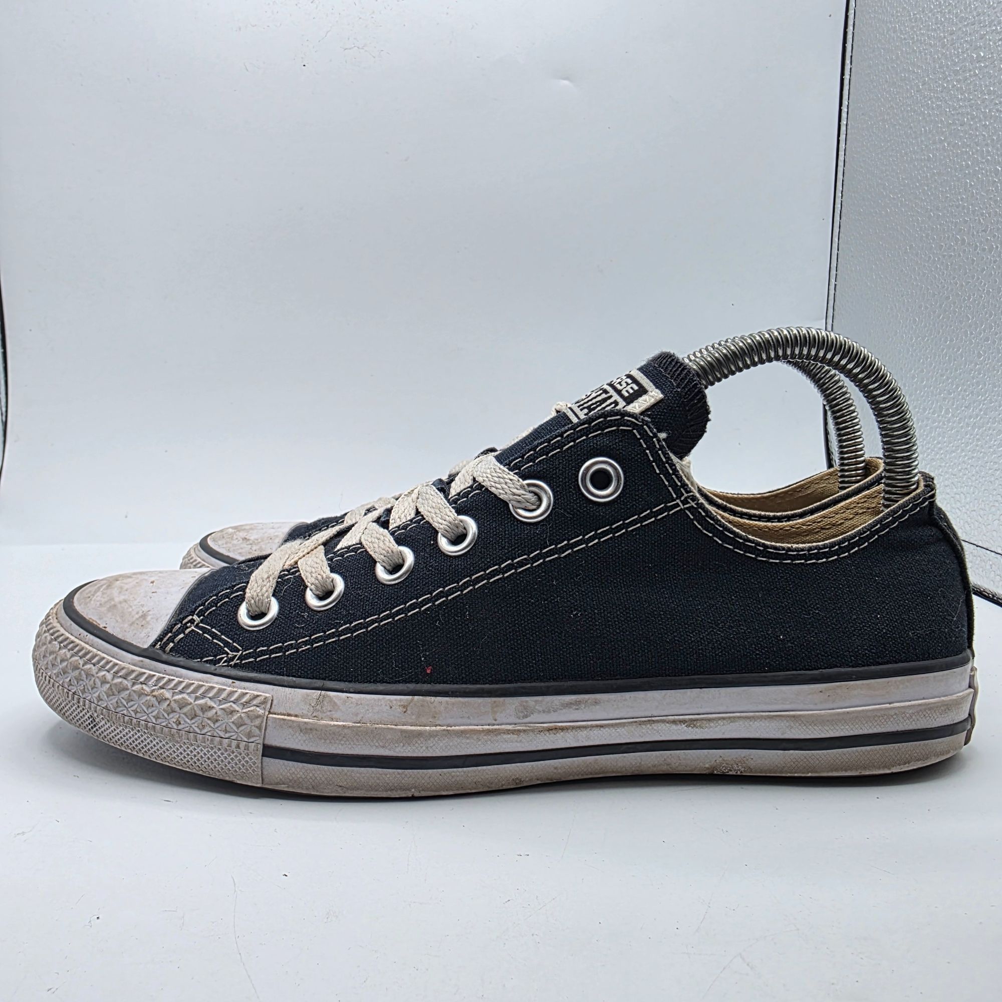 Converse Converse Chuck Taylor All Star Womens Size 8 Black Low Top S Size US 8 / IT 38 - 13 Thumbnail