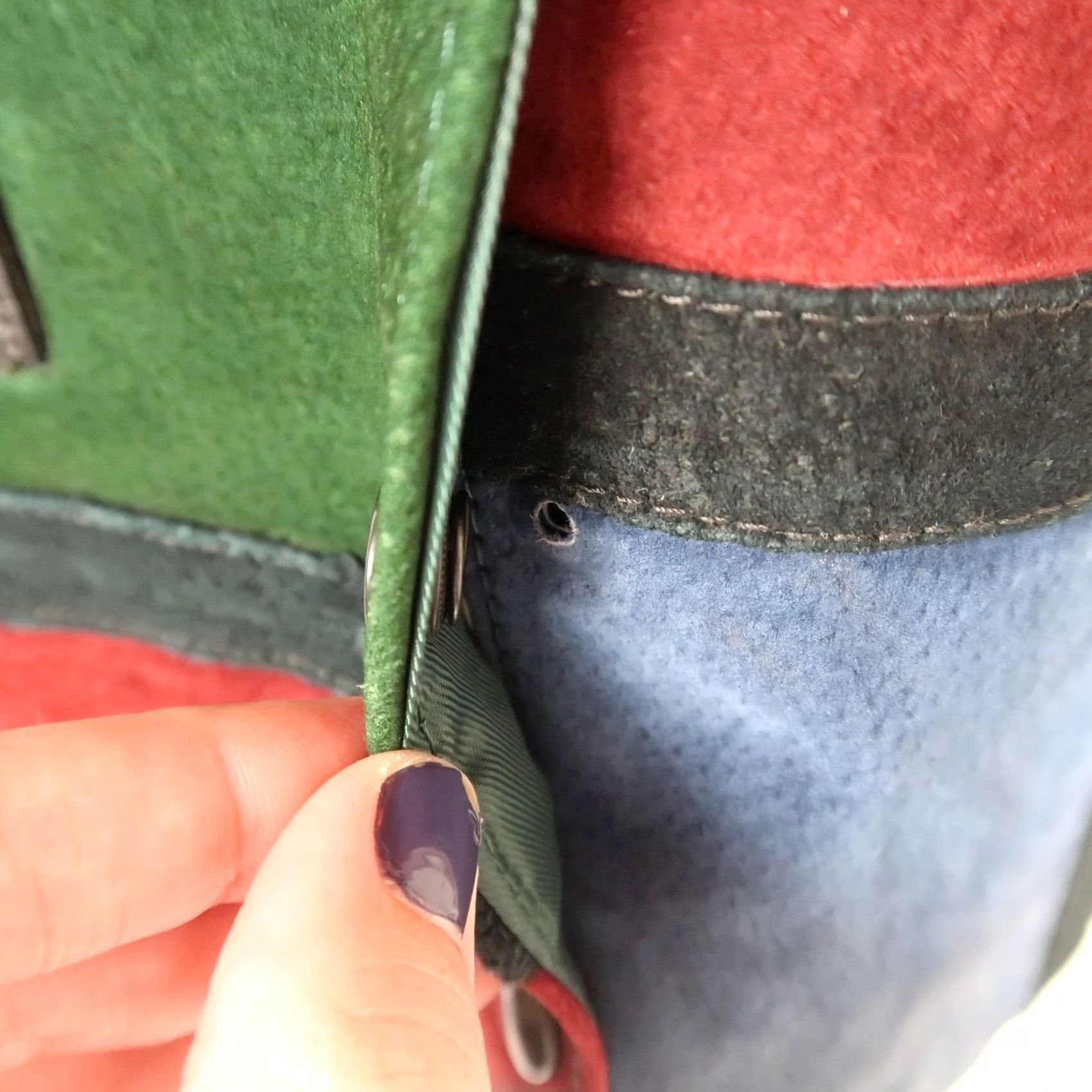Vintage VINTAGE Northwest Territory Vest Adult Medium Green Suede Patchwork 90s Womens Size M / US 6-8 / IT 42-44 - 8 Thumbnail