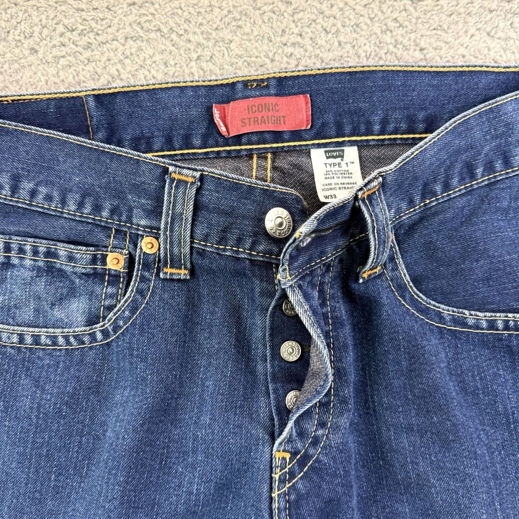 Levi's VINTAGE Levi's Iconic Straight Jeans Mens 33x34 Blue Denim Button Fly Y2K Size US 33 - 4 Thumbnail