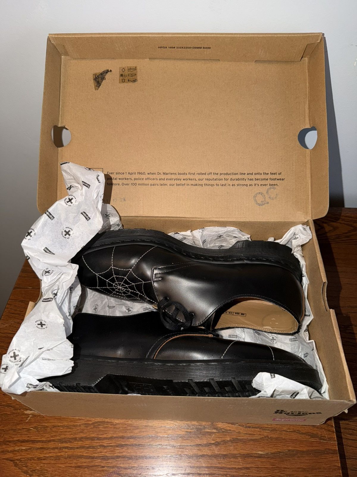 Dr. Martens × Supreme Dr. Marten X Supreme Derby 1461 - 3 Eye Spiderweb Size US 11 / EU 44 - 17 Thumbnail