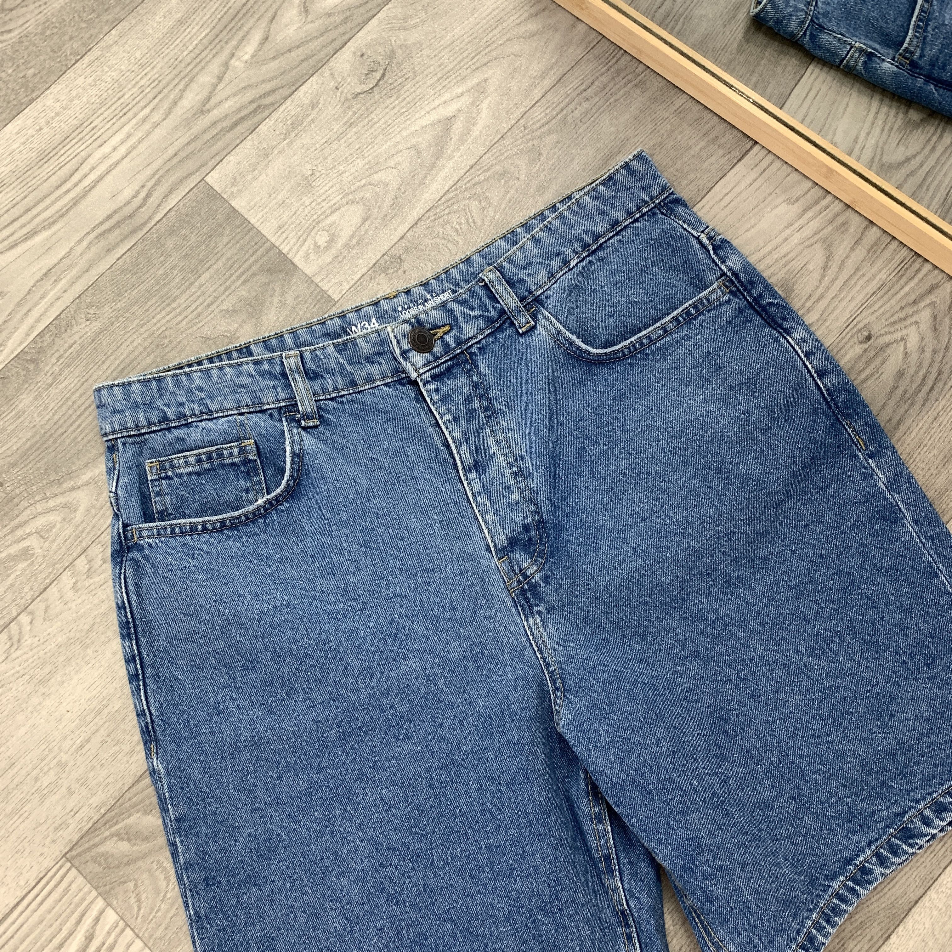 Denim & Co. Denim Co Loose Plain Stonewashed Relaxed Fit No Fade Shorts Size US 34 / EU 50 - 6 Thumbnail