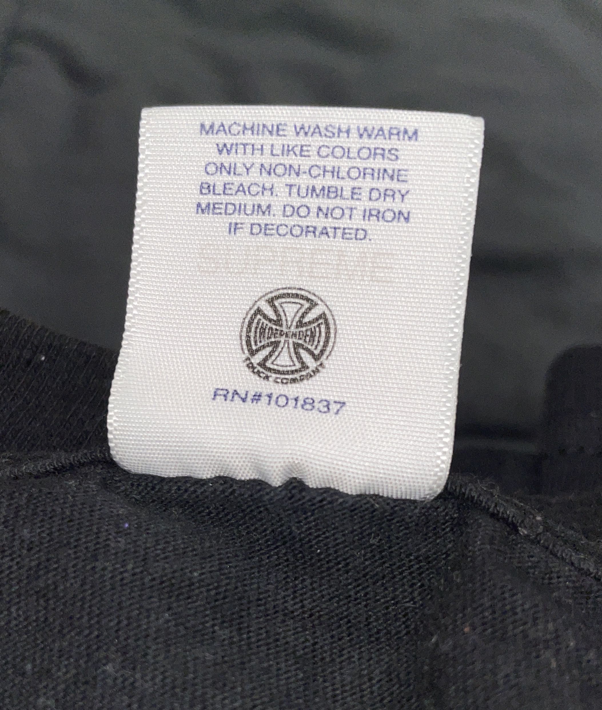 Independent Truck Co. × Supreme Old English Tee (FW17) Size US M / EU 48-50 / 2 - 3 Thumbnail