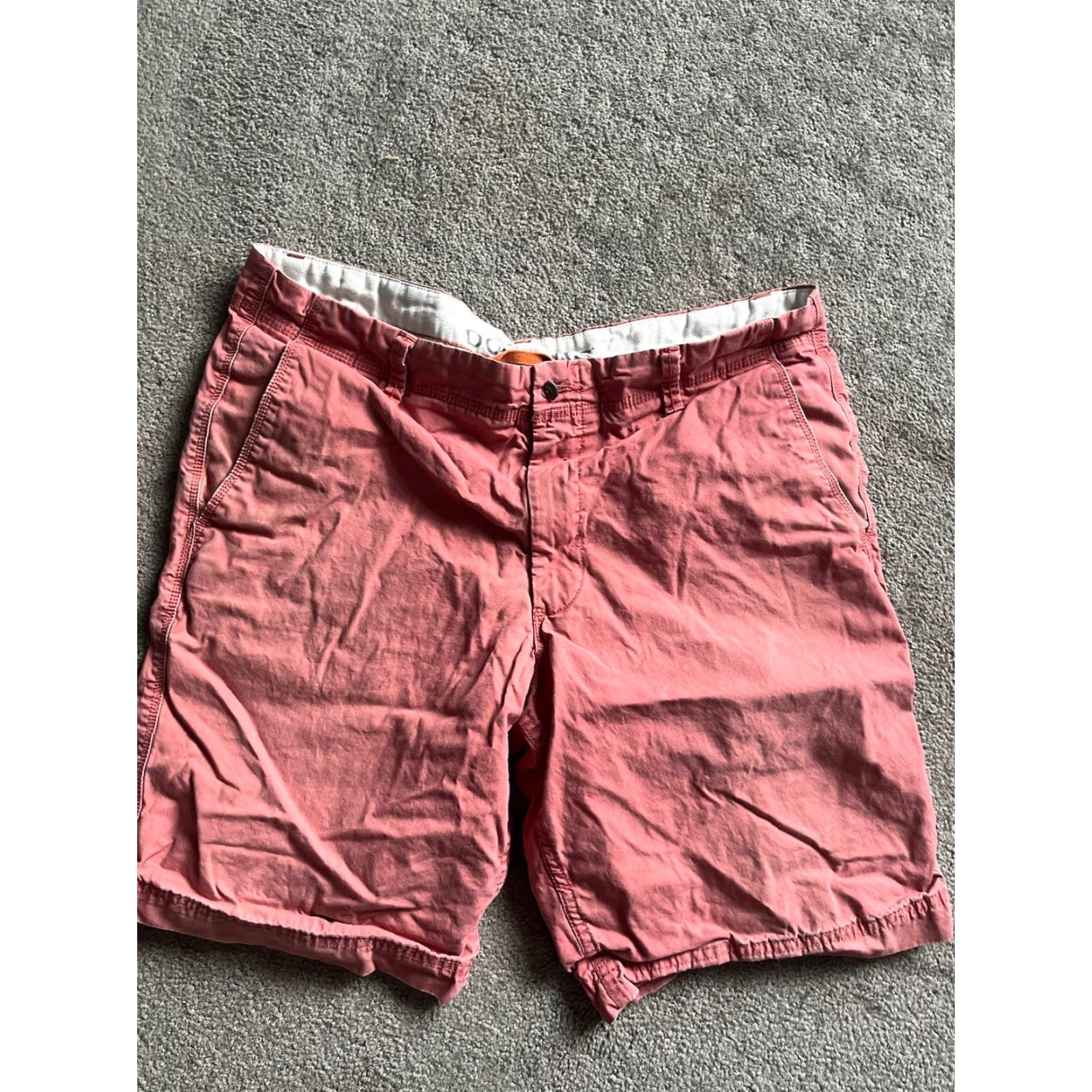 Dockers Dockers Men Shorts Solid Flat Front Bermuda Cotton 34 Pink Casual Pockets Mid 10in Inseam Regular Mens Size US 34 / EU 50 - 3 Thumbnail