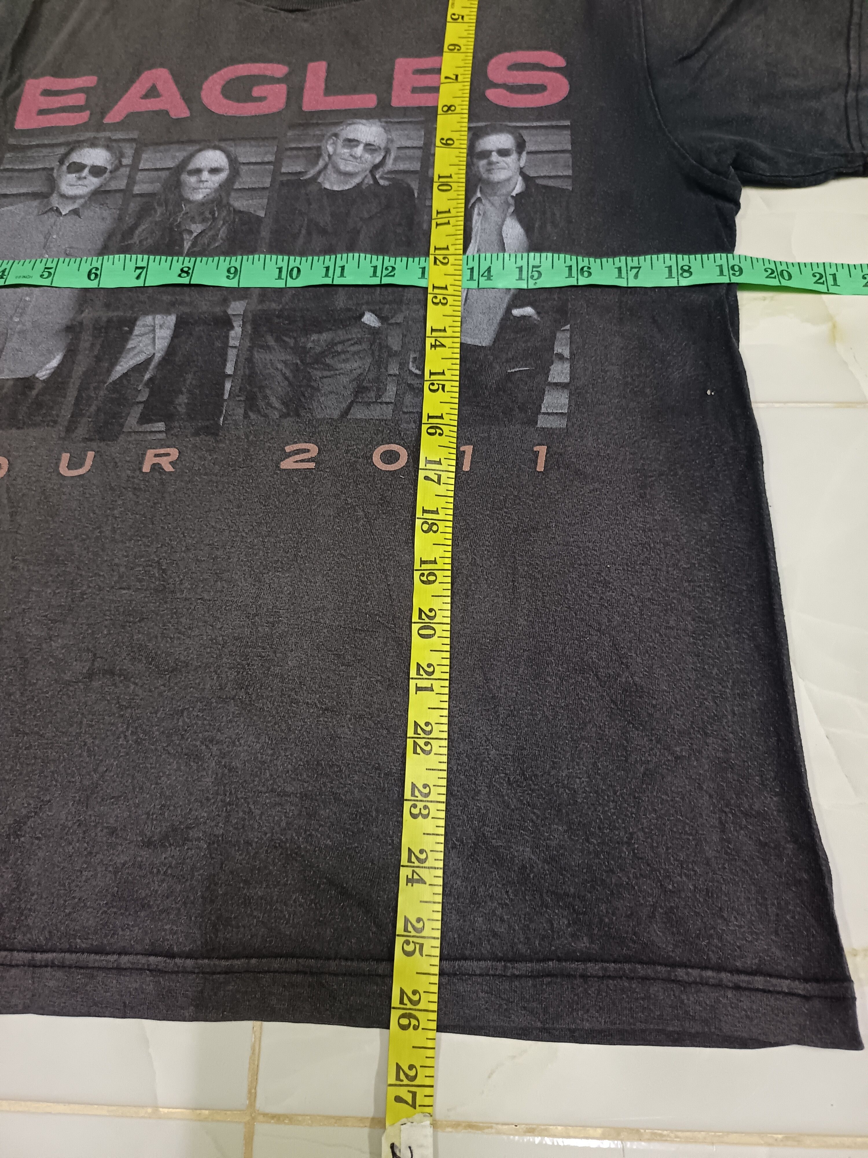 Band Tees Vintage Eagles Tour 2011' Tour Asia Faded Shirt Tee Size US M / EU 48-50 / 2 - 9 Thumbnail