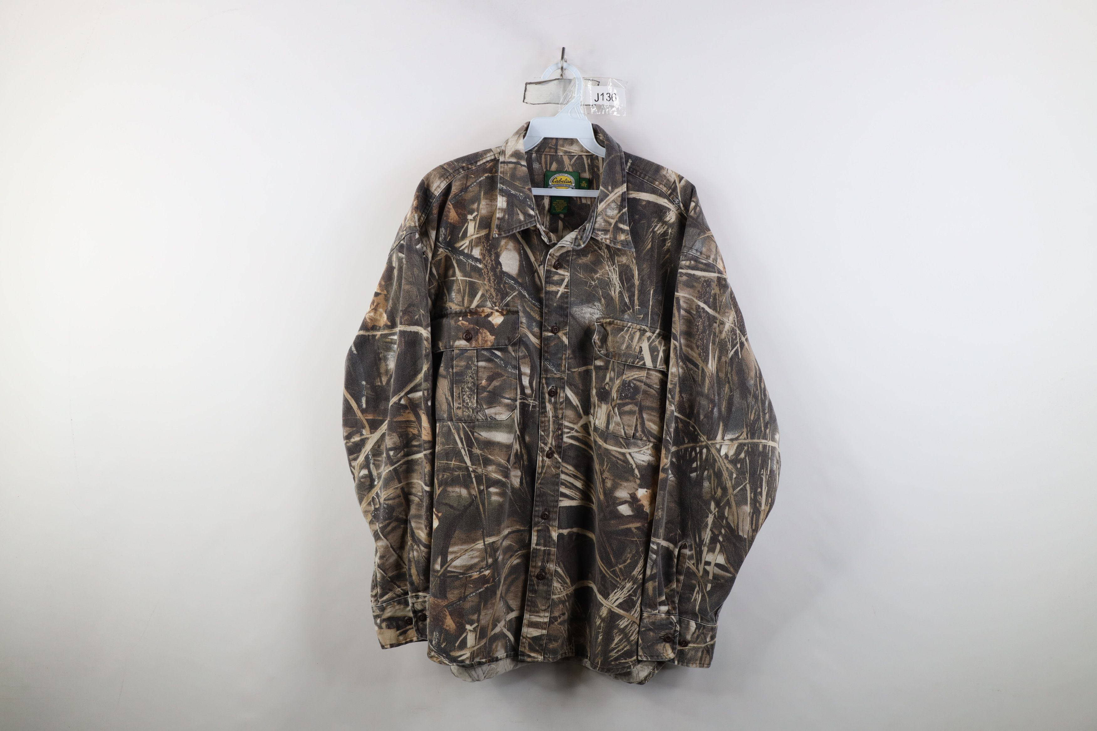 Cabelas Vintage 90s Cabelas Heavyweight Camouflage Button Shirt Size US XL / EU 56 / 4 - 1 Thumbnail