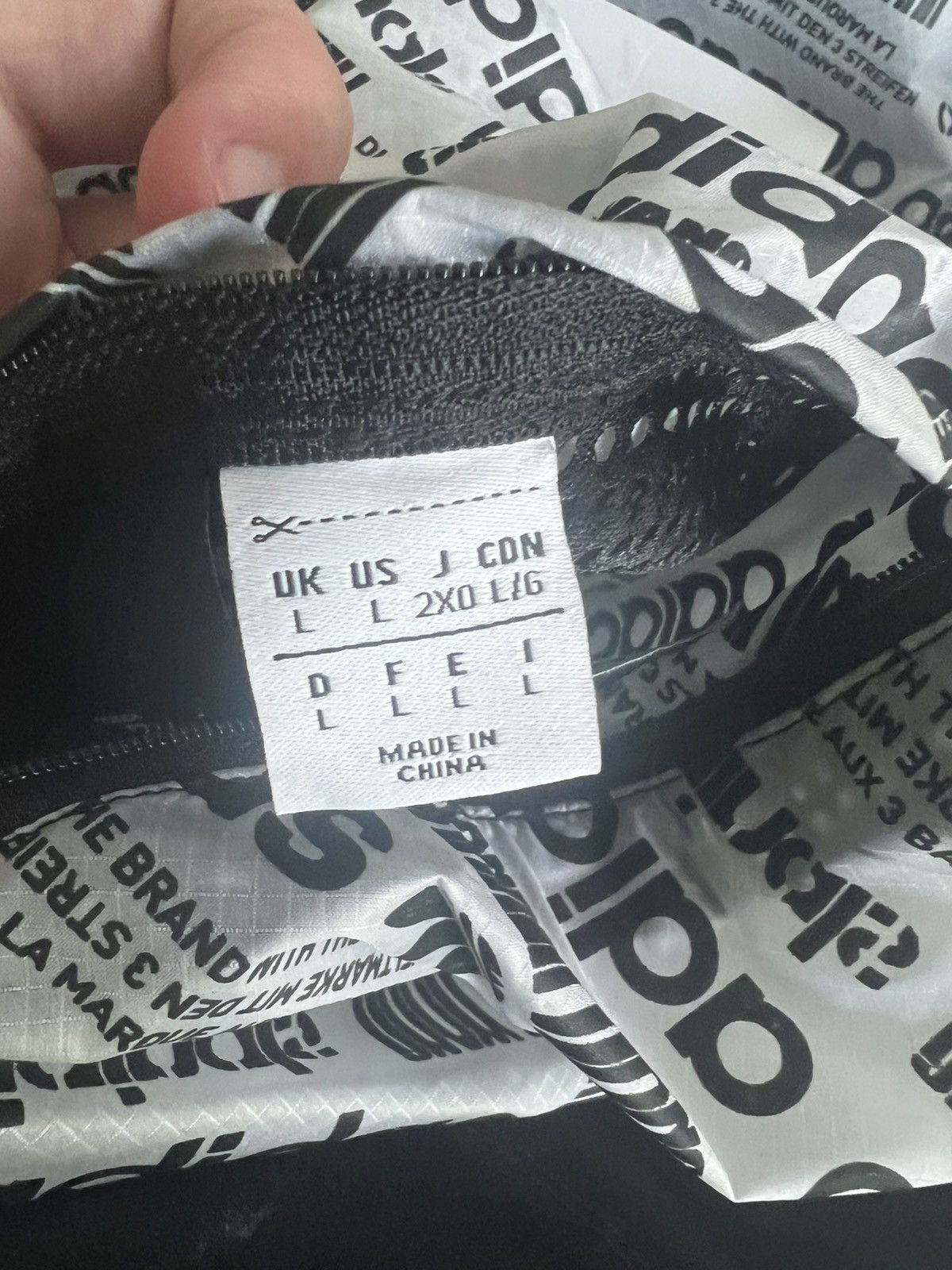 Alexander Wang Alexander wang x adidas windbreaker Size US L / EU 52-54 / 3 - 6 Thumbnail