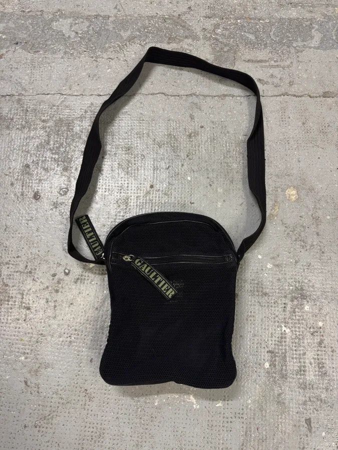 Jean Paul Gaultier 2000s Jean Paul Gaultier Black Mesh Shoulder Bag Size ONE SIZE - 1 Thumbnail