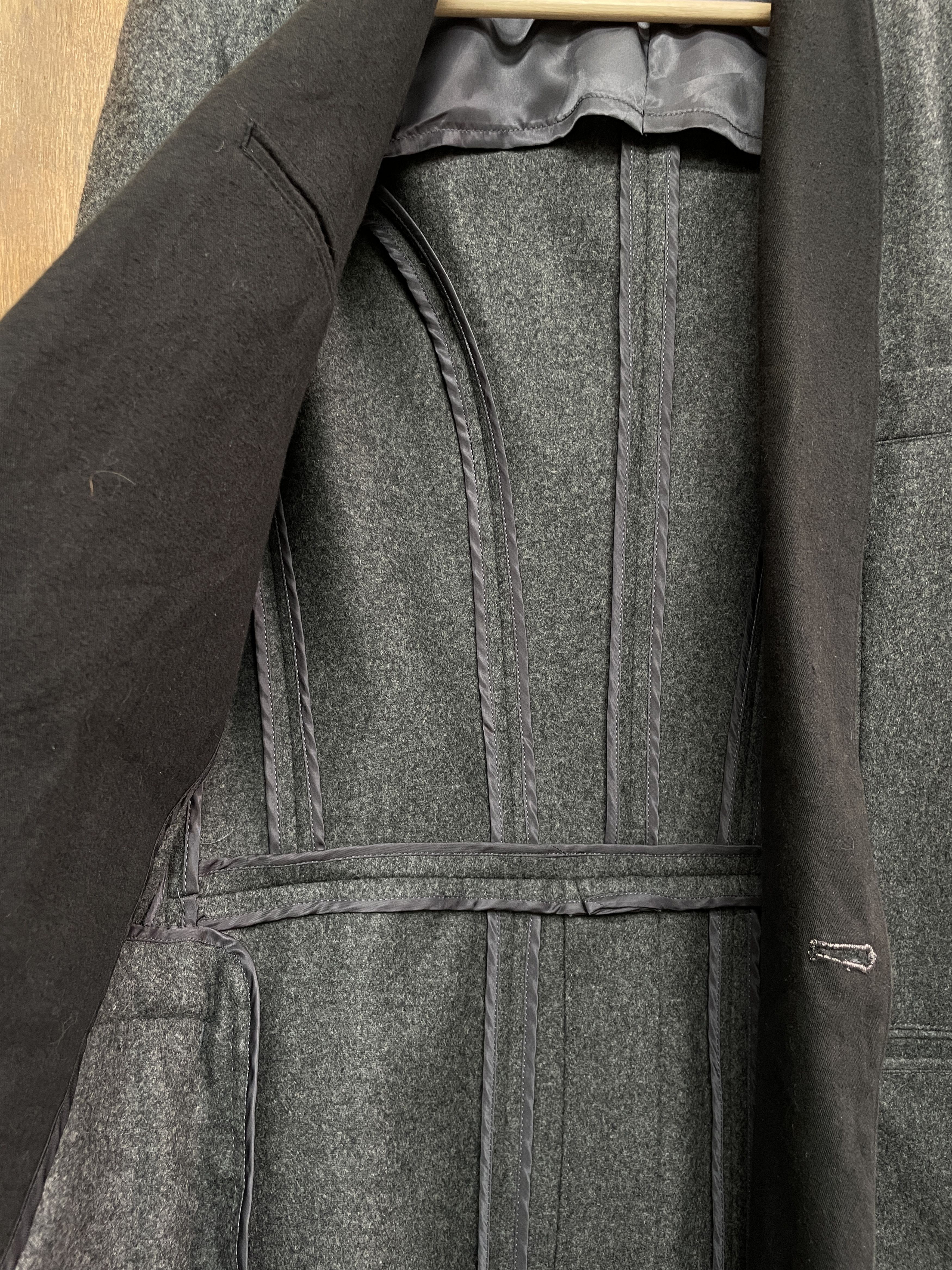 Yohji Yamamoto Yohji Yamamoto Cupro Coat Made in Japan Size US S / EU 44-46 / 1 - 8 Thumbnail
