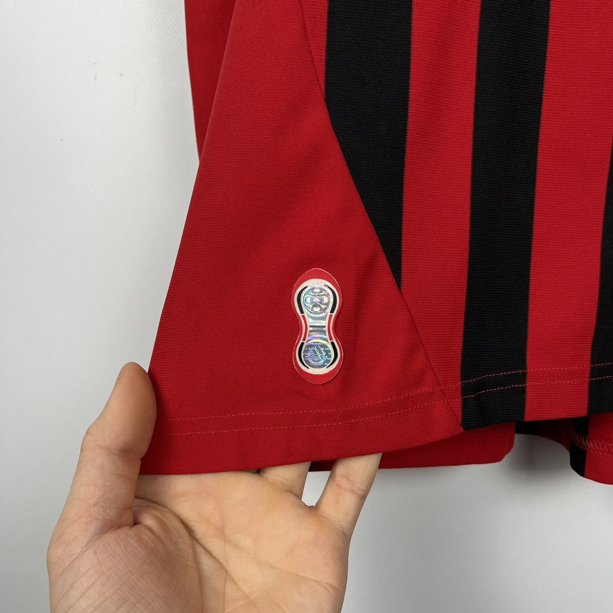 Adidas Vintage Adidas AC Milan BWIN Soccer Jersey Shirt 07/08 Size US L / EU 52-54 / 3 - 7 Thumbnail