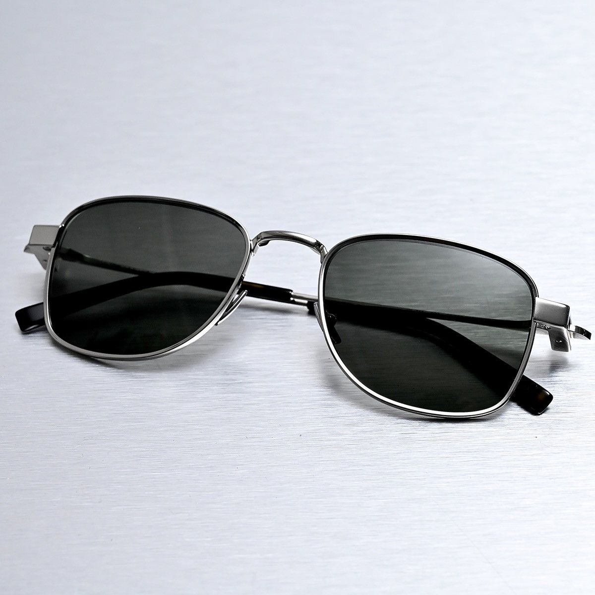 Saint Laurent Paris SAINT LAURENT SL 741 SUNGLASSES Size ONE SIZE - 8 Thumbnail