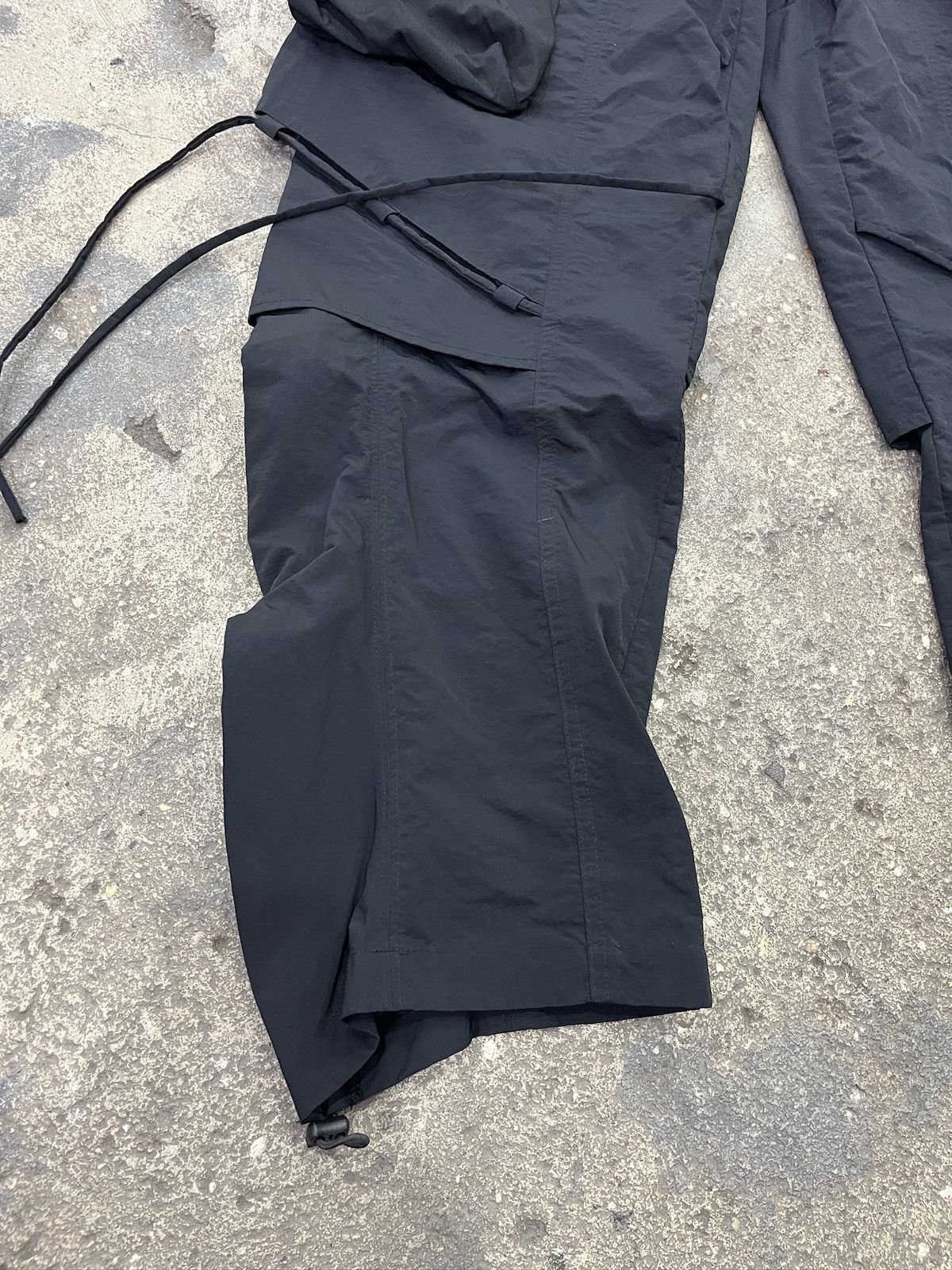 Other Archival Reinvent Multi Bag Cargo Pants (unisex) Size US 31 - 8 Thumbnail