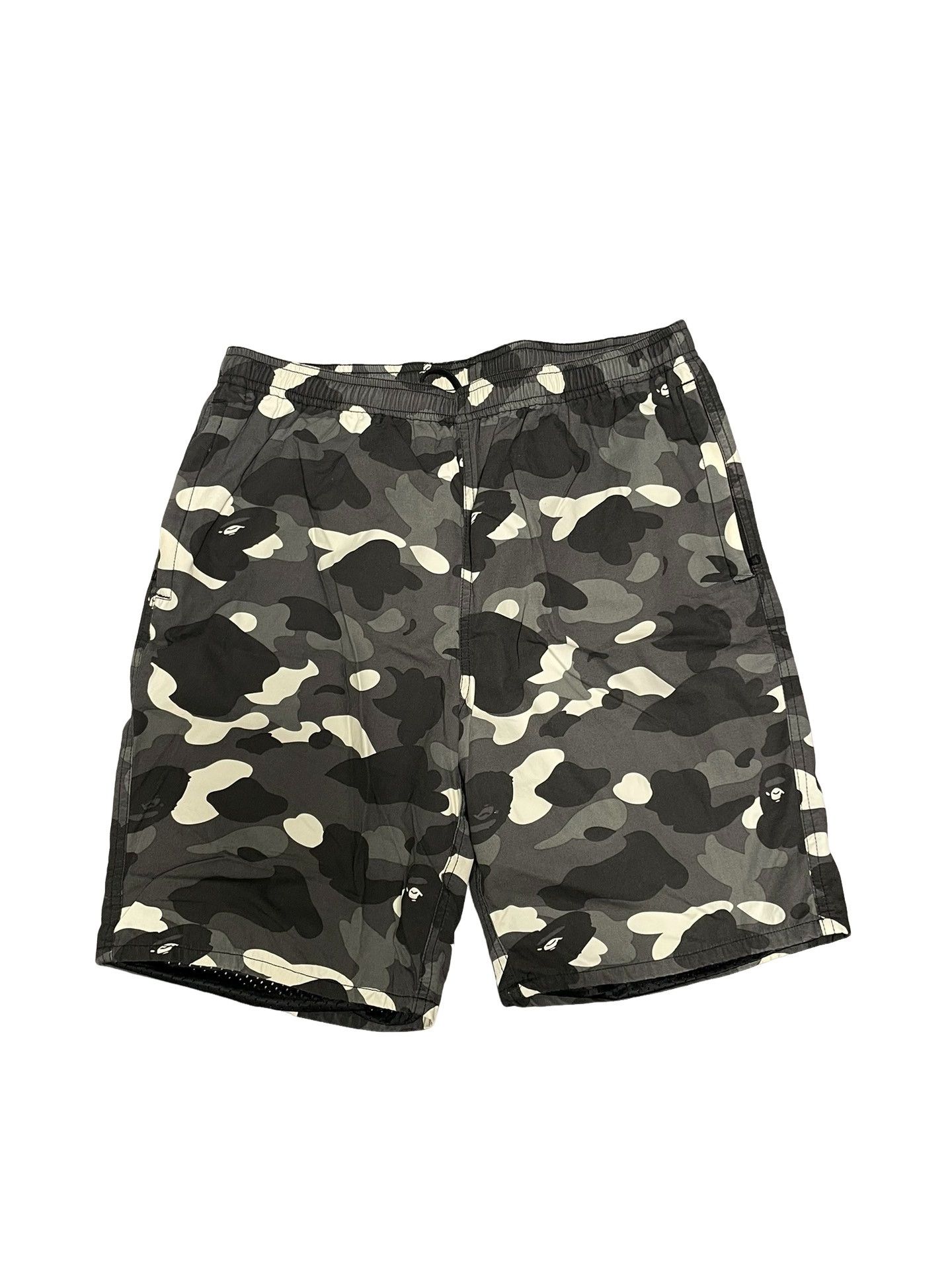 Bape A Bathing Ape Camo Shorts Size XL Size US 36 / EU 52 - 1 Thumbnail