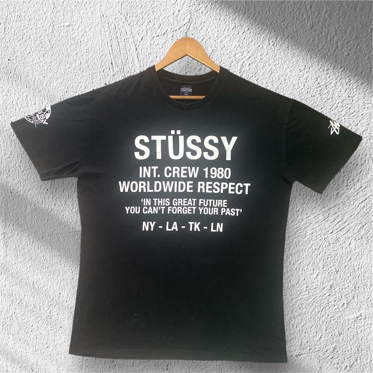 Stussy × Vintage STUSSY BLACK SKATE WHITE CREW WORLDWIDE REDPECT T-SHIRT🔥 Size US M / EU 48-50 / 2 - 2 Thumbnail