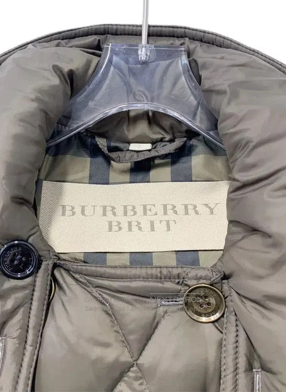 Burberry Burberry Military Green Nylon Down Jacket. Size S / US 4 / IT 40 - 3 Thumbnail