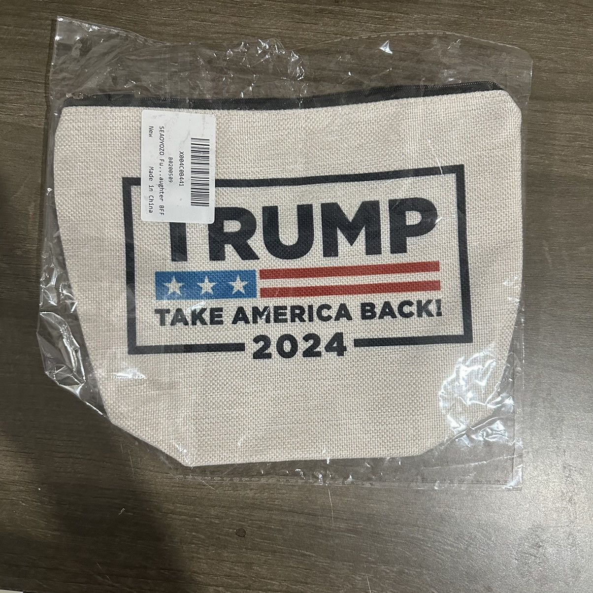 Donald Trump Trump 2024 Travel Cosmetic Makeup Bag Size ONE SIZE - 3 Thumbnail