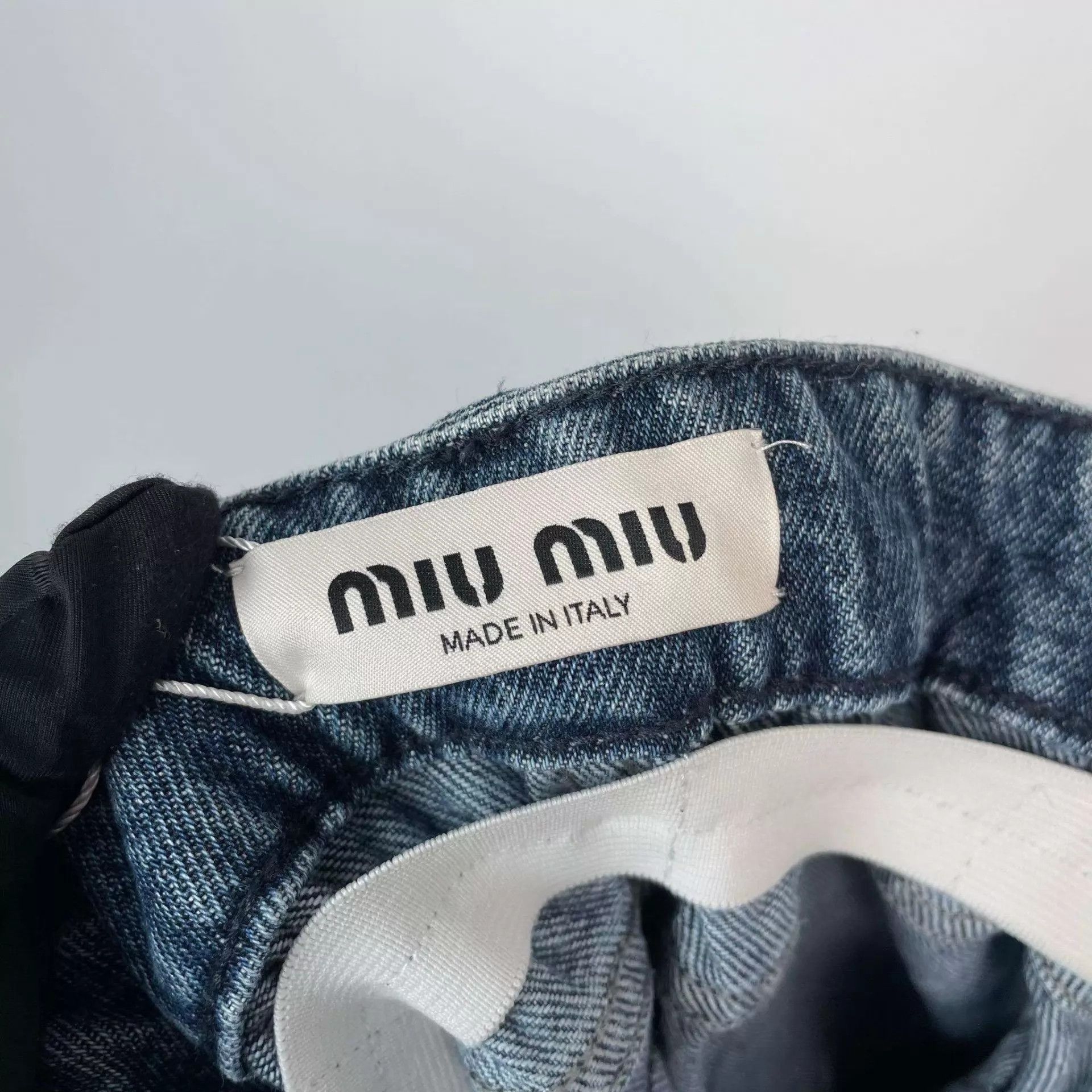 Miu Miu Miu Miu women's 95 New Denim Jeans Size 24" / US 00 / IT 34 - 4 Thumbnail