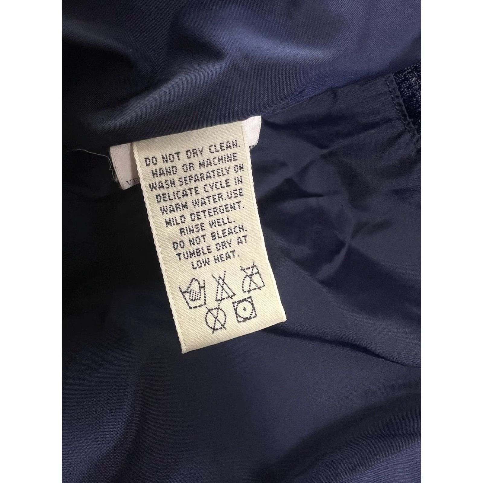 Eddie Bauer VINTAGE Eddie Bauer Ebtek Jacket Blue Hooded Coat Mens Small Zip Rain Coat Outdoor Ski Classic Style Mens Size US S / EU 44-46 / 1 - 5 Thumbnail