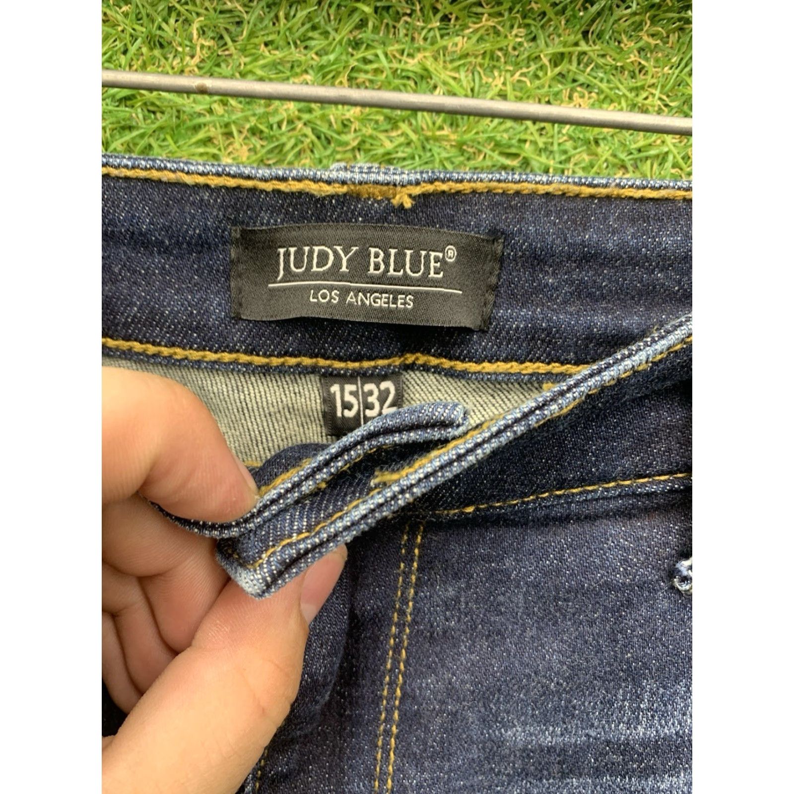 Vintage Judy Blue Jeans Womens 15/32 Skinny Fit JB82210DK Distressed Raw Hem Dark Wash Size 36" / US 14 / IT 50 - 3 Thumbnail