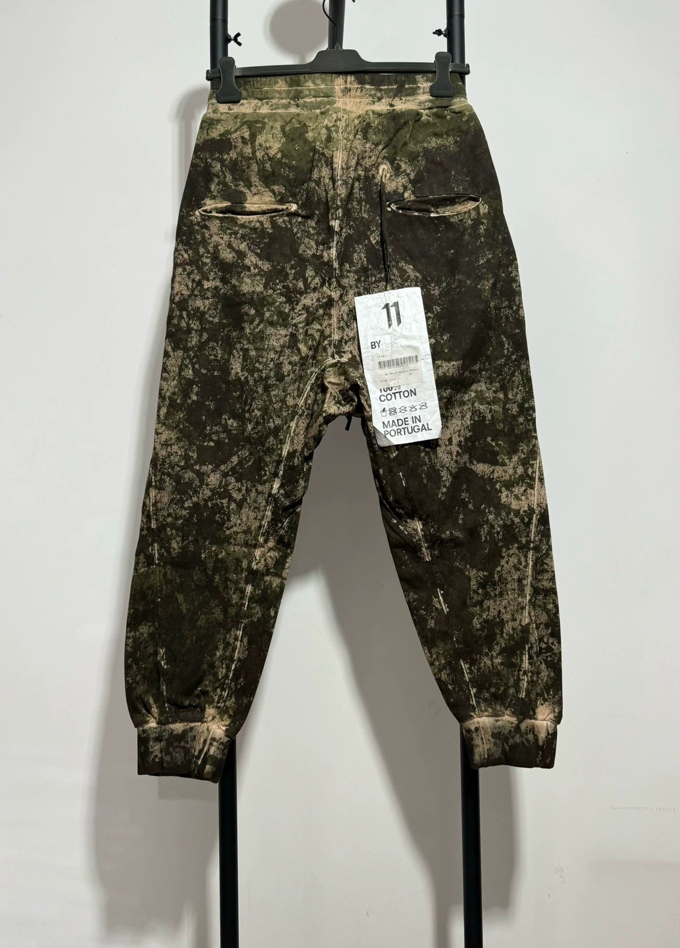 Boris Bidjan Saberi 11 by BBS sweatpants M Size US 34 / EU 50 - 2 Thumbnail