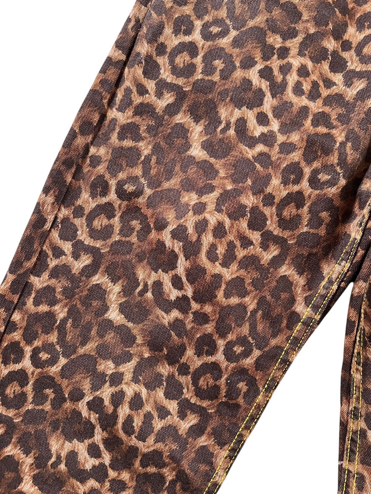 20471120 Strange Trip 🇯🇵 Leopard Print Flare Denim Size US 29 - 7 Thumbnail