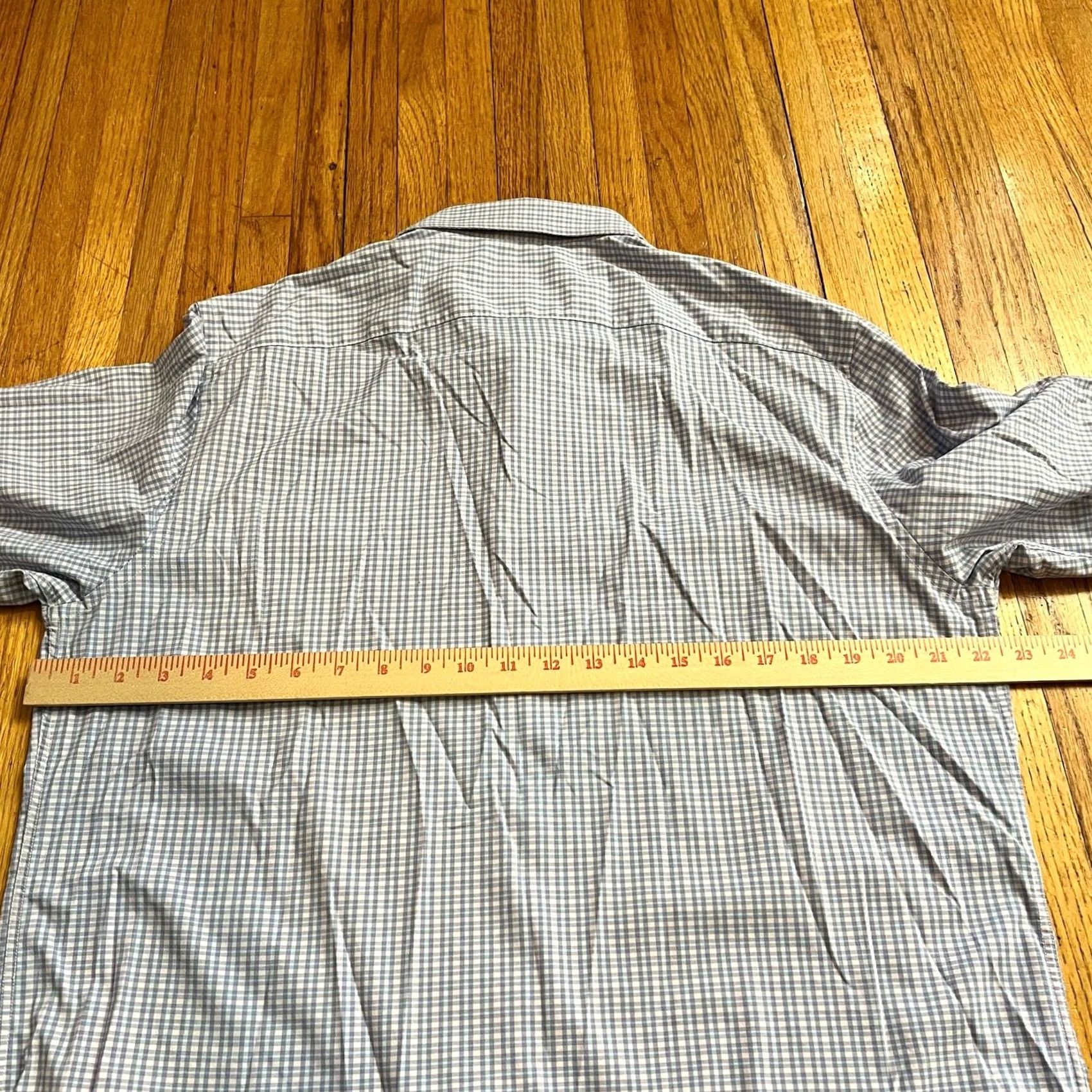 UNTUCKit UNTUCKit Shirt Mens Large Performance Nylon Stretch Long Sleeve Button Plaid Blue L Regular Men Size US L / EU 52-54 / 3 - 4 Thumbnail