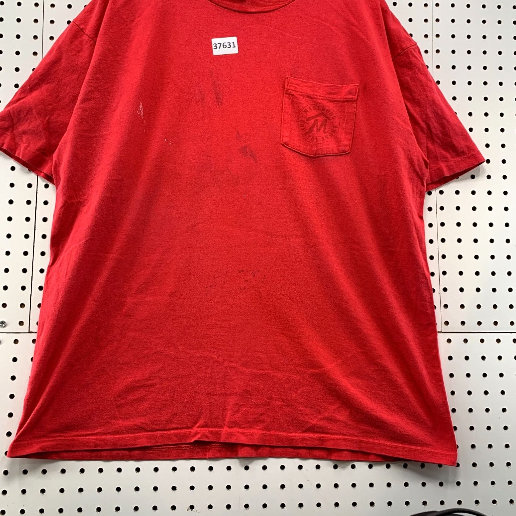 Marlboro VINTAGE Marlboro Shirt Mens XL Red 90s Single Stitch DIstress Size US XL / EU 56 / 4 - 7 Thumbnail
