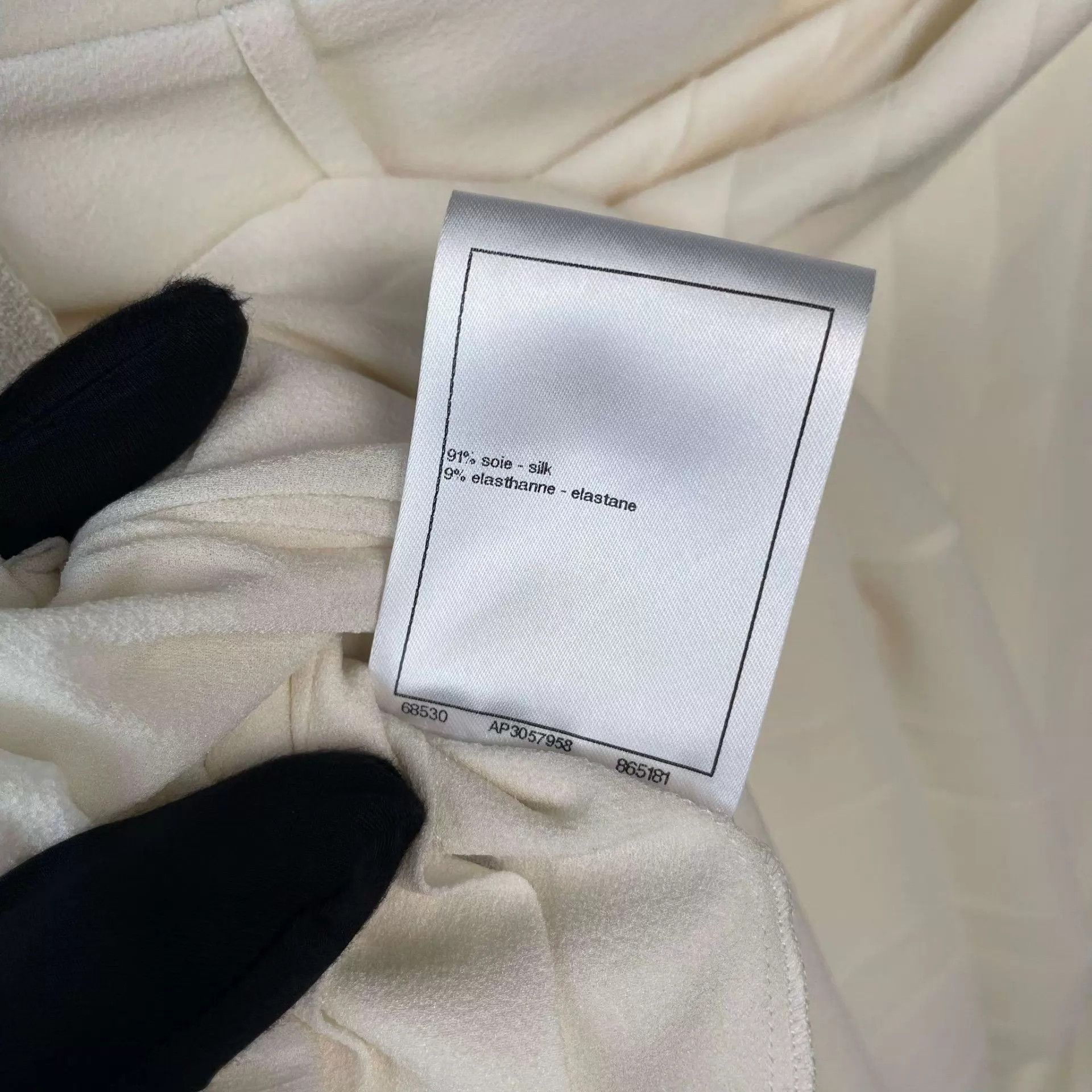 Chanel Chanel 25S White Silk Pleated Skirt 38 (98 New) Size 27" / US 4 / IT 40 - 8 Thumbnail