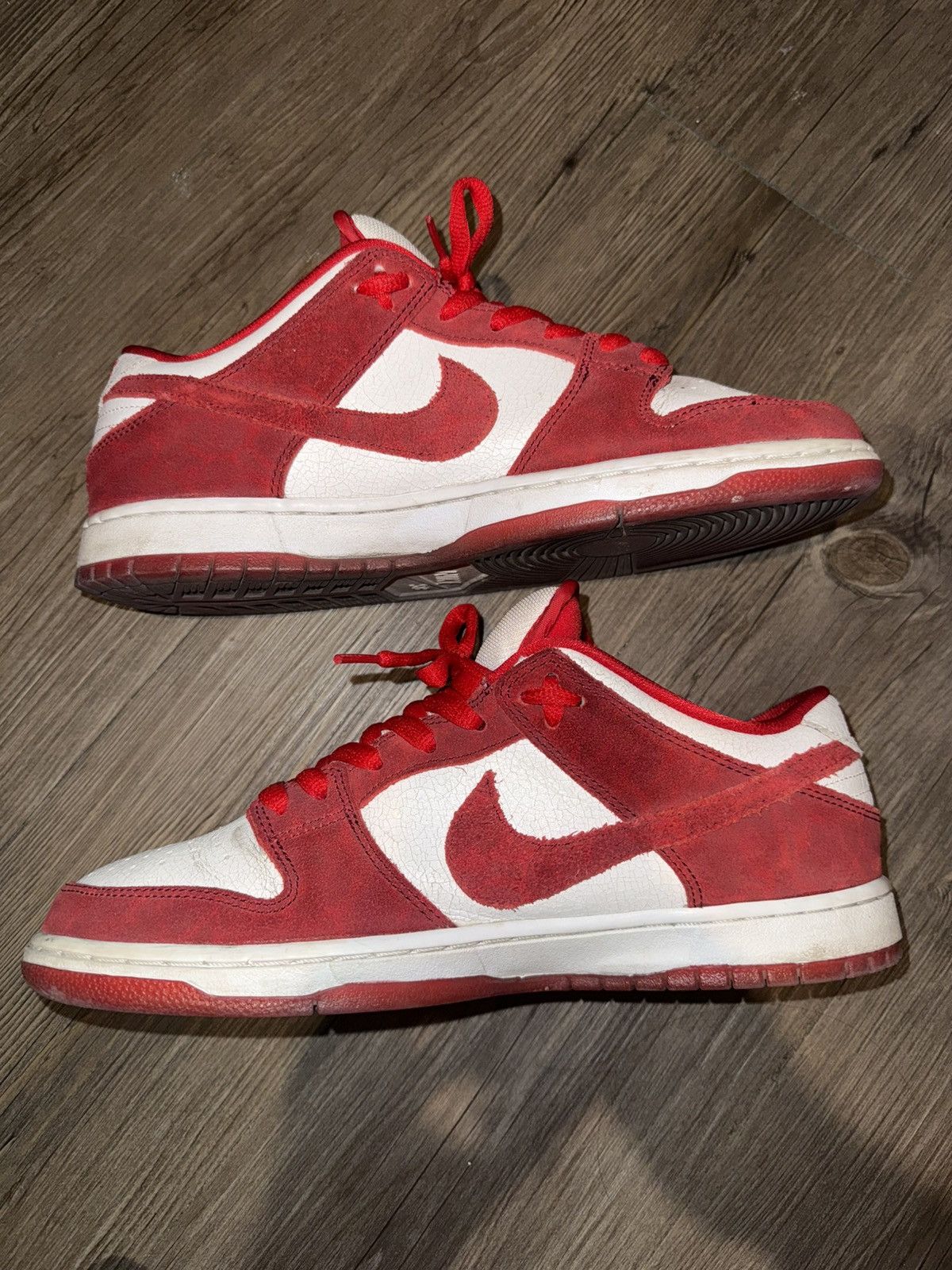 Nike Nike SB Dunk - Valentine's Day (2014) - Red/White Size US 10 / EU 43 - 2 Thumbnail