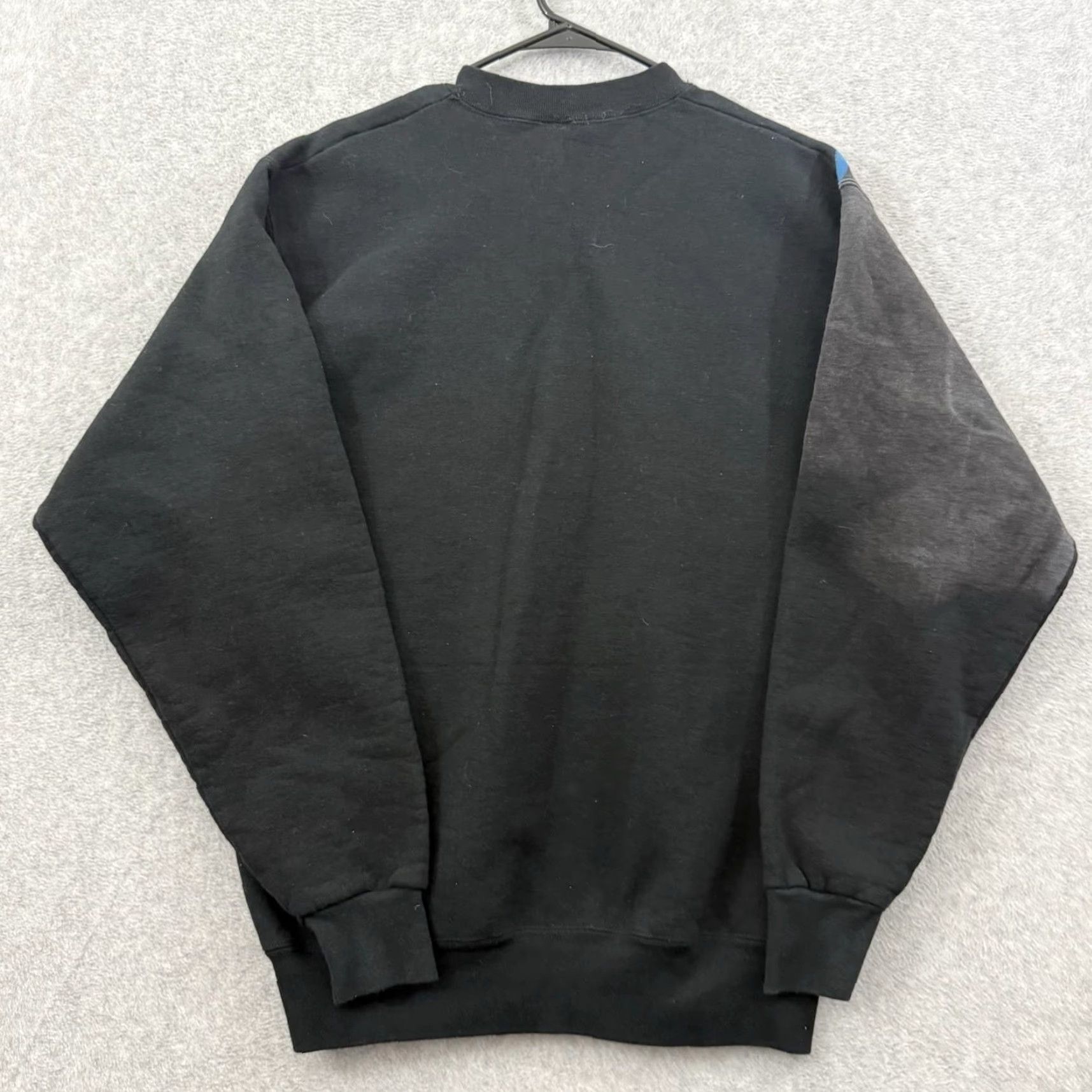 Vintage VINTAGE Black Panther Sweatshirt Mens M Pullover Crew Neck Graphic Print 90s RADICAL NATURE Black Panther Sweatshirt Mens M 90s Graphic Print Size US M / EU 48-50 / 2 - 7 Thumbnail