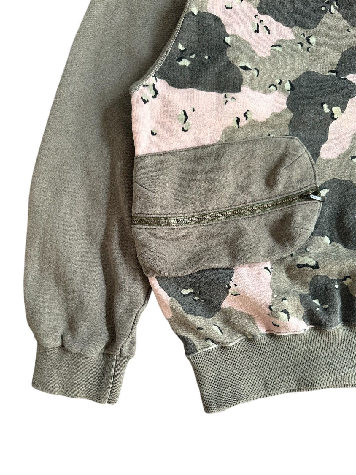 20471120 2000's Nouvelle Route Randonnee camo sweatshirt Size US M / EU 48-50 / 2 - 6 Thumbnail