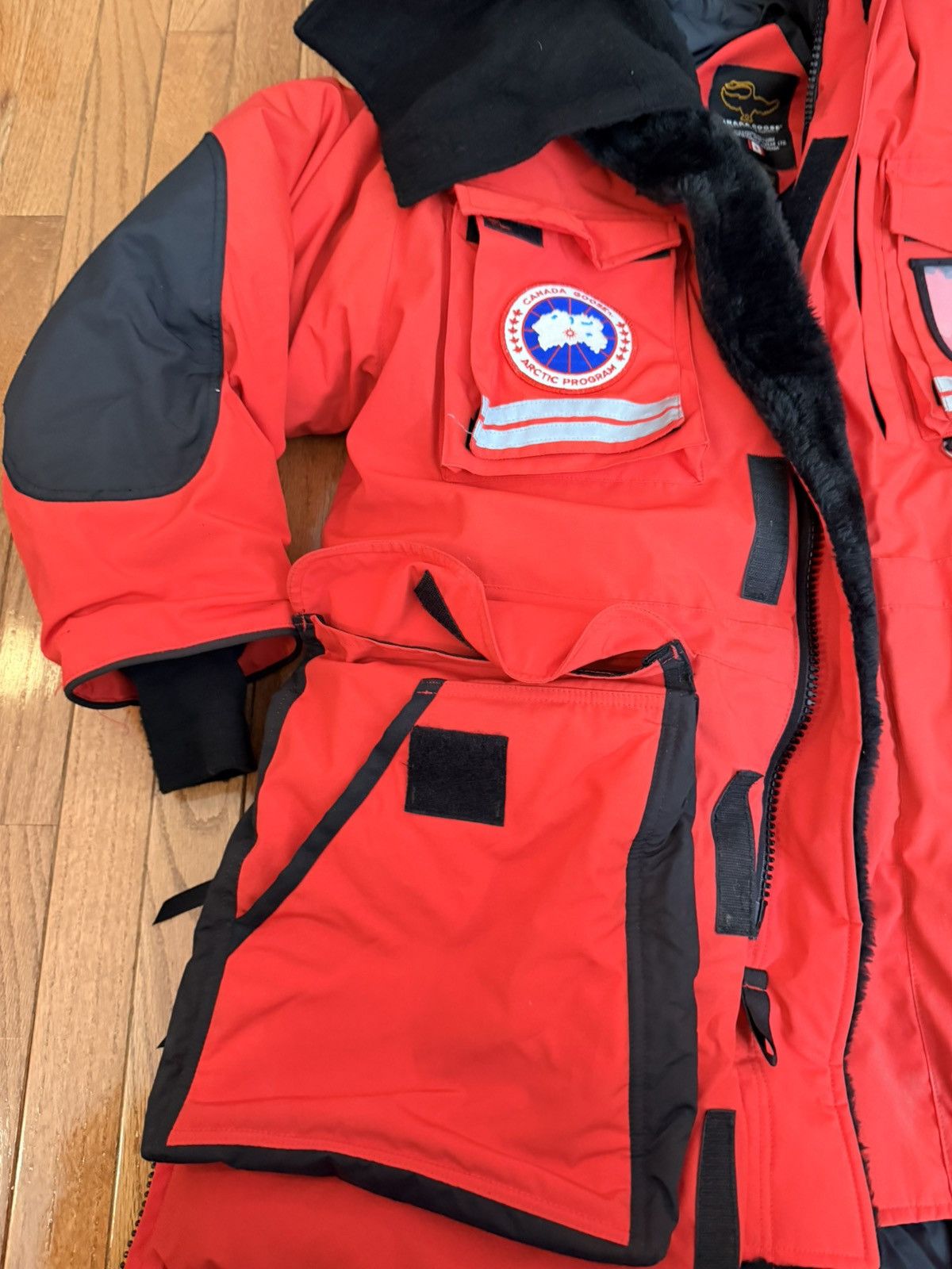 Canada Goose Canada Goose Snow Mantra Parka Size US M / EU 48-50 / 2 - 5 Thumbnail