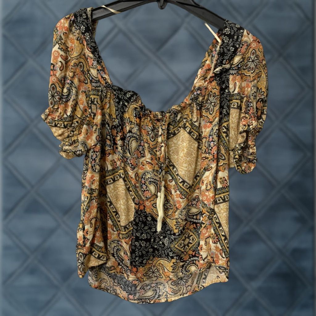 Vintage VINTAGE Cupcakes and Cashmere Yellow Aztec Paisley Cold Shoulder Blouse Size Small Size S / US 4 / IT 40 - 1 Thumbnail