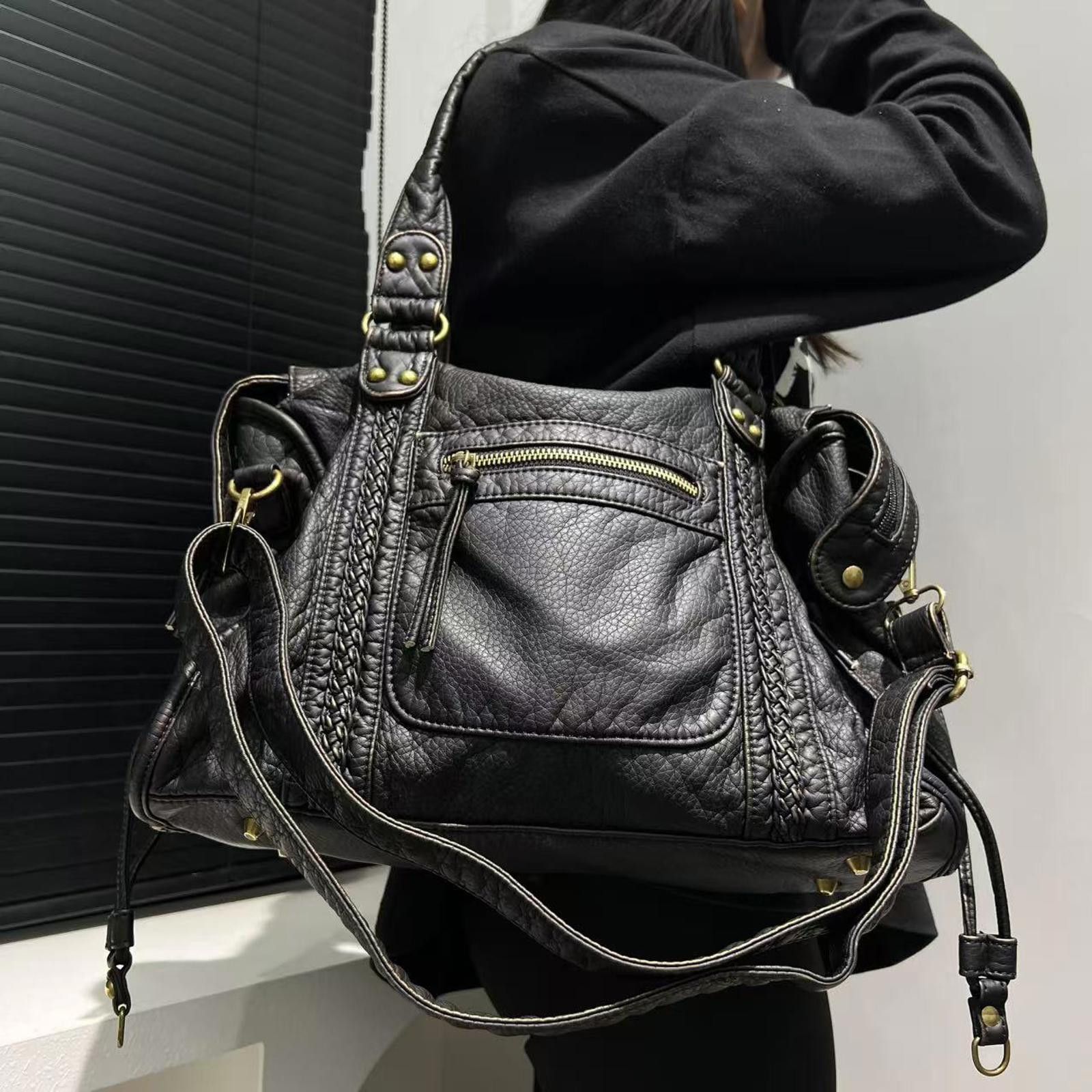 Leather Black Braided Leather Shoulder Bag, Large Handbag Size ONE SIZE - 4 Thumbnail