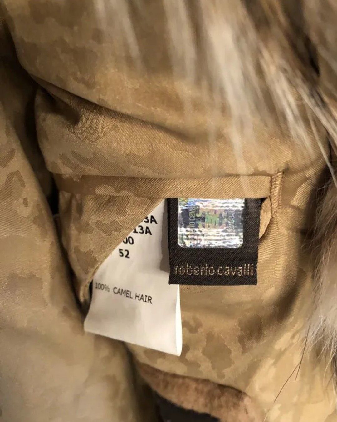 Roberto Cavalli F/W 2009 RUNWAY CAMEL HAIR HEAVY COAT WITH FOX FUR COLLAR Size US L / EU 52-54 / 3 - 6 Thumbnail