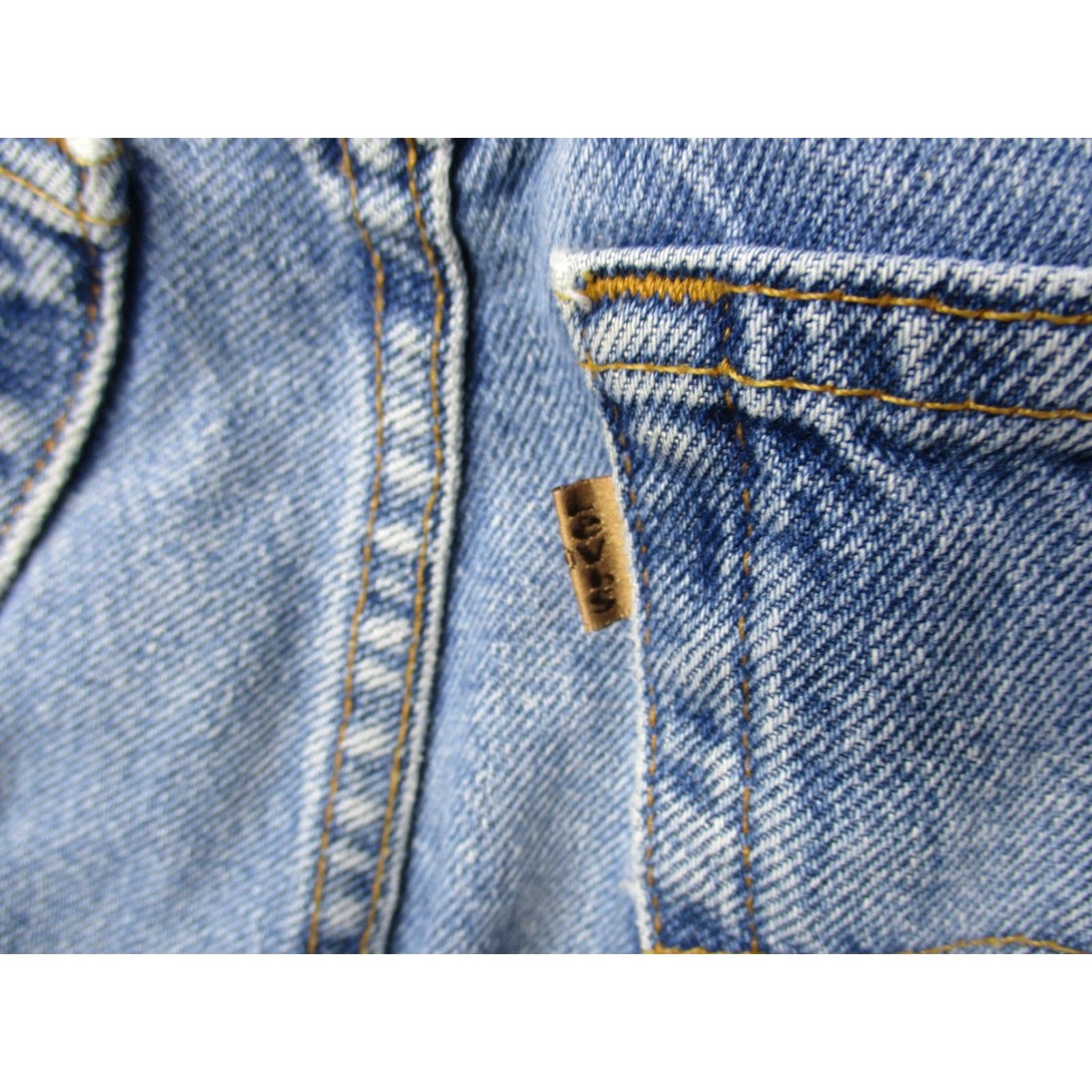 Levi's VINTAGE Levi 540 Jeans 38x32 Mens Gold Tab Relaxed Fit Denim Jeans Size US 38 / EU 54 - 6 Thumbnail