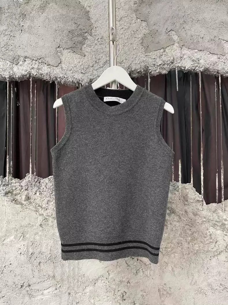 Dior Dior Two Piece Wool Cardigan Set-2505 Size US XS / EU 42 / 0 - 6 Thumbnail