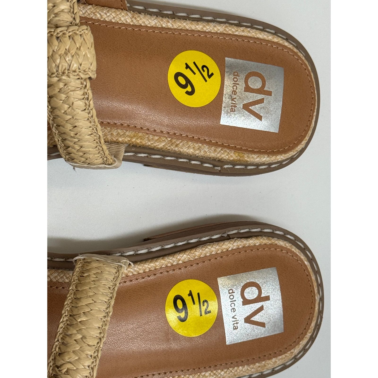 Dolce Vita DV by Dolce Vita Fyona Fisherman Flat Raffia Natural 9.5 Size US 9.5 / IT 39.5 - 6 Thumbnail