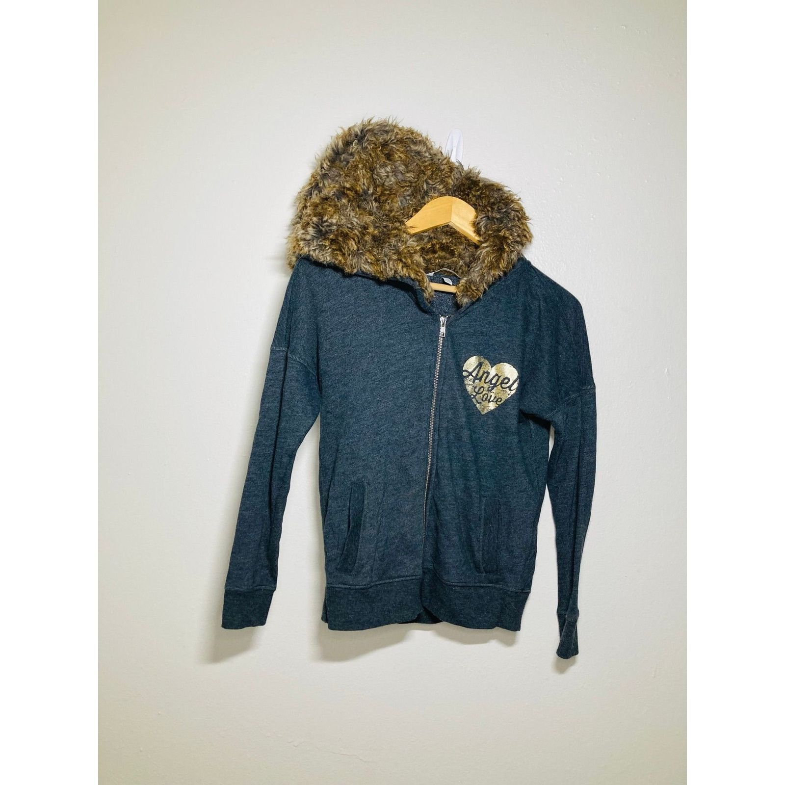 Victoria's Secret XS Victoria's Secret fur Sweater Size XS / US 0-2 / IT 36-38 - 1 Thumbnail