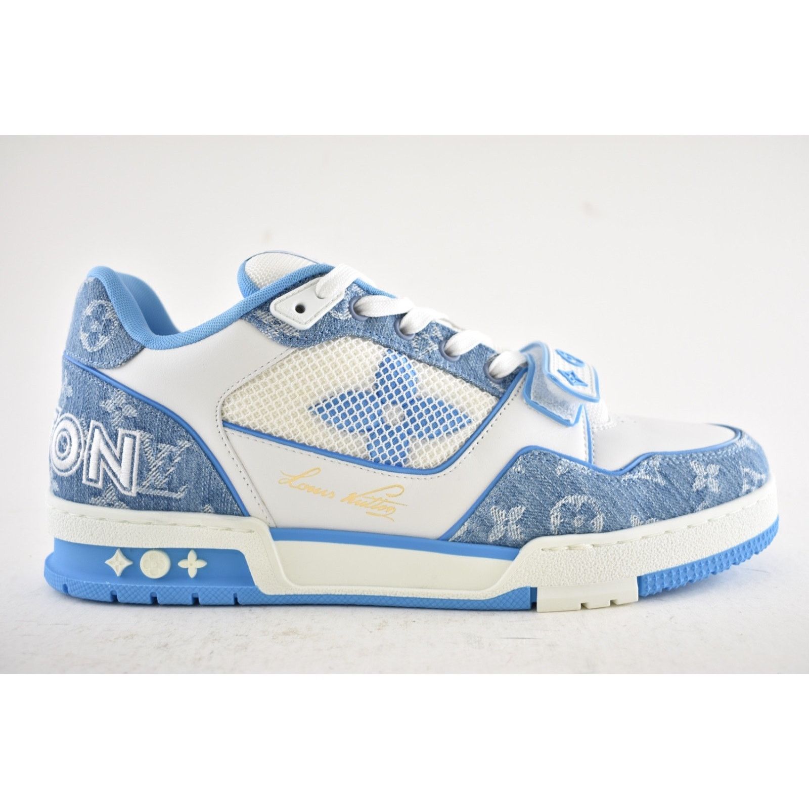 Louis Vuitton Louis Vuitton Denim Blue Monogram White LV Low Top Size US 10 / EU 43 - 2 Thumbnail